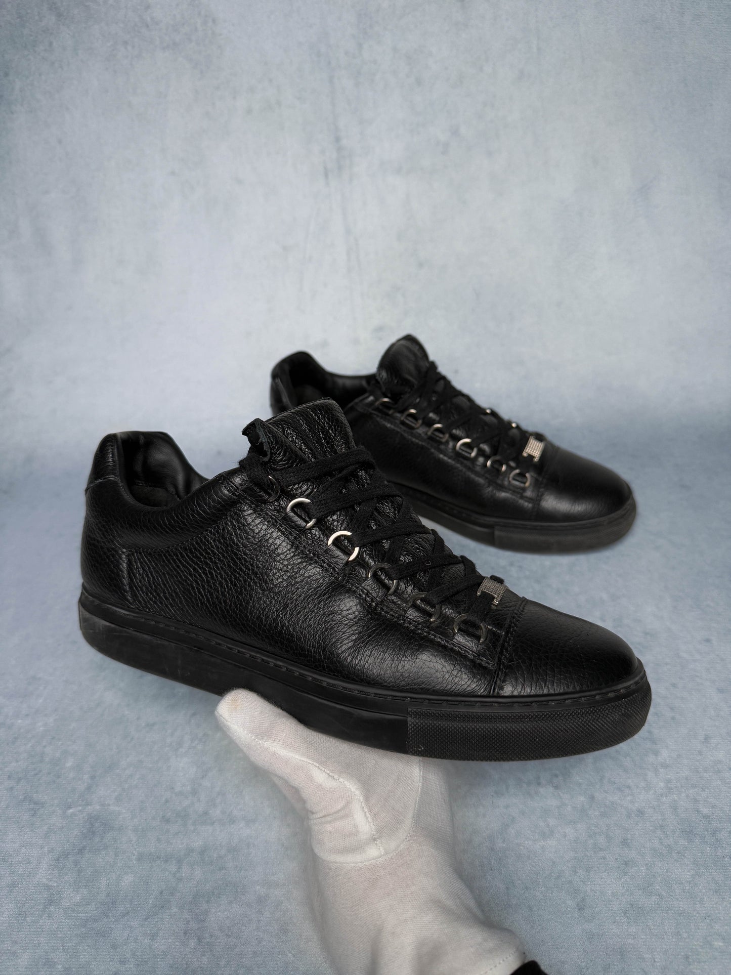 Balenciaga Arena Low Full Grain Leather Black (41)