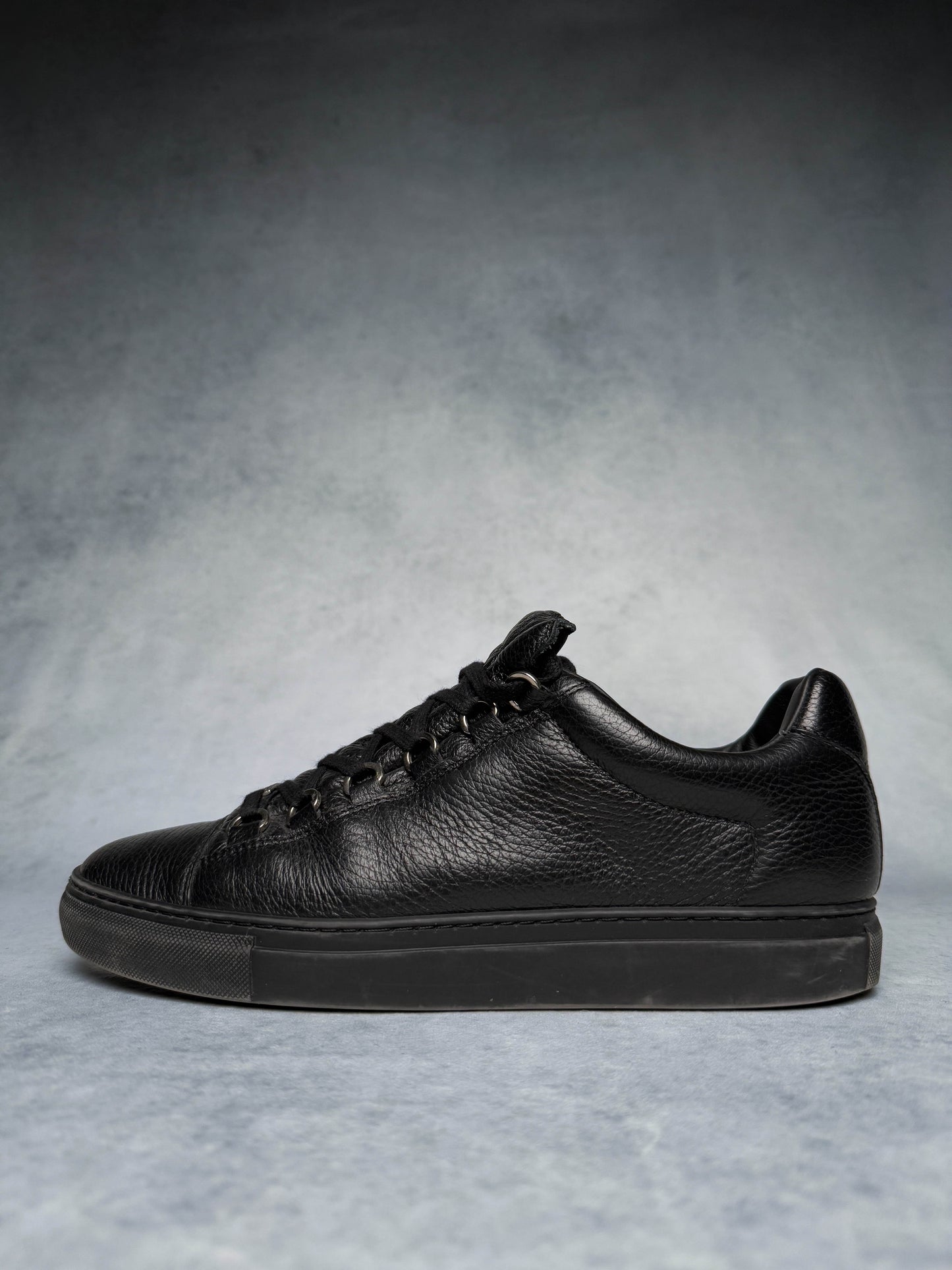 Balenciaga Arena Low Full Grain Leather Black (41)