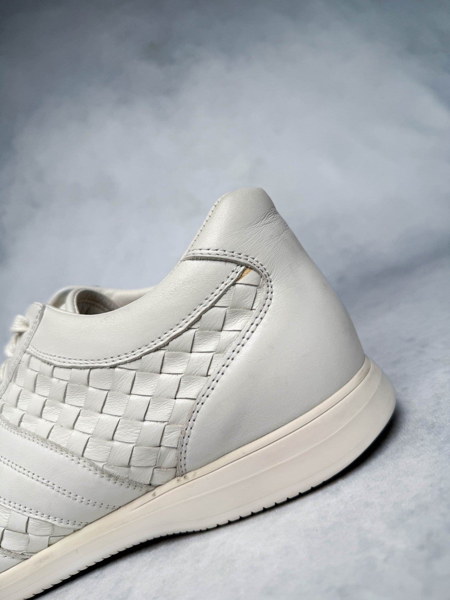 Bottega Veneta Intrecciato Leather Sneaker White (43)