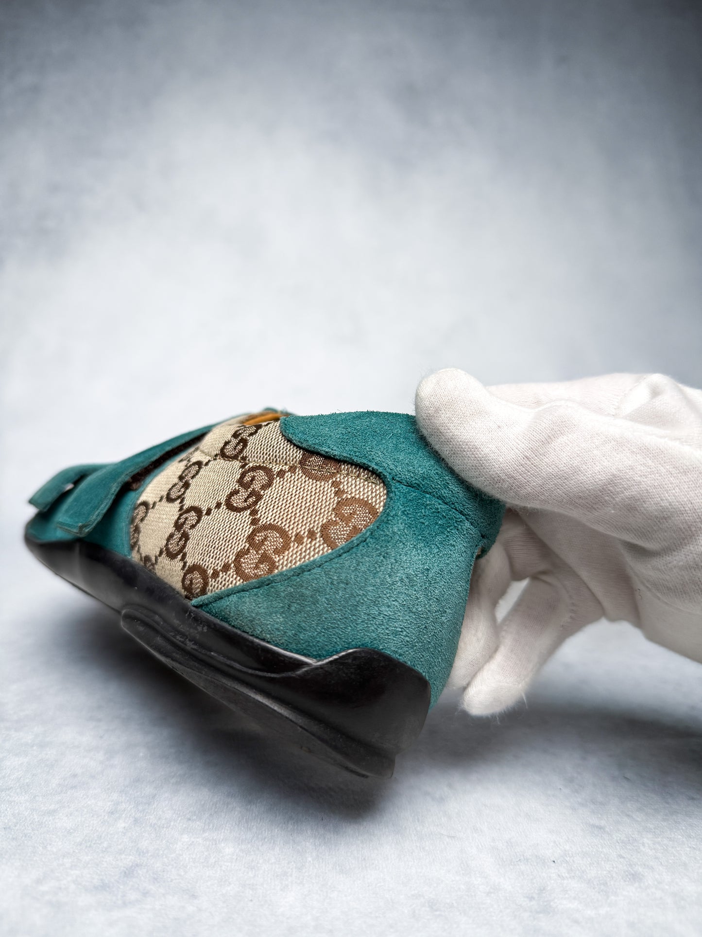 Gucci Vintage Monogram Sneaker Suede/Canvas Turquoise (41)