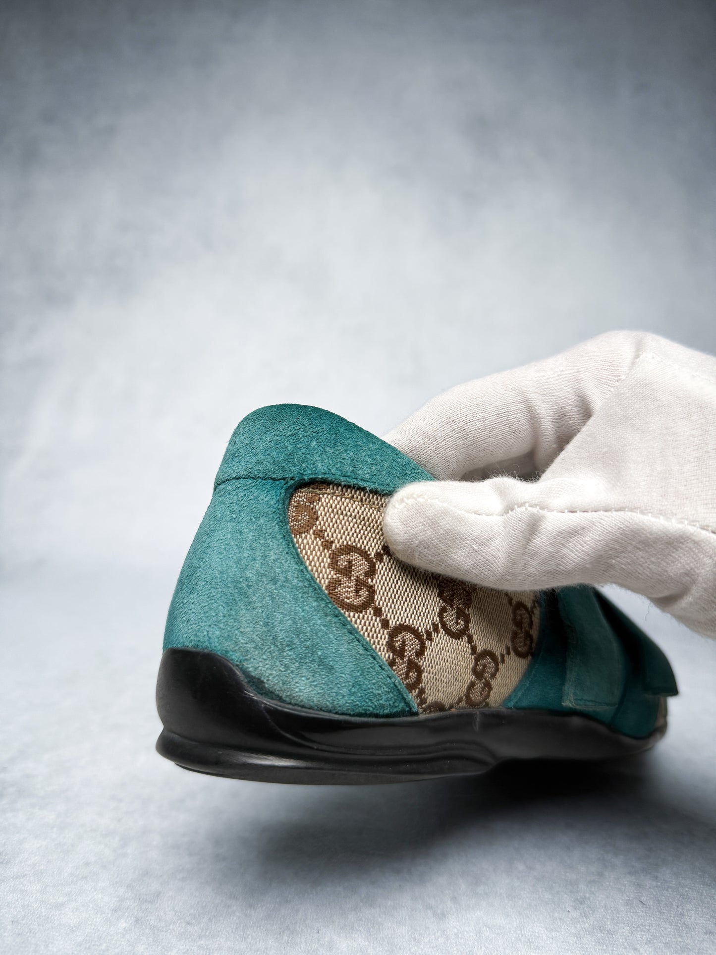Gucci Vintage Monogram Sneaker Suede/Canvas Turquoise (41)