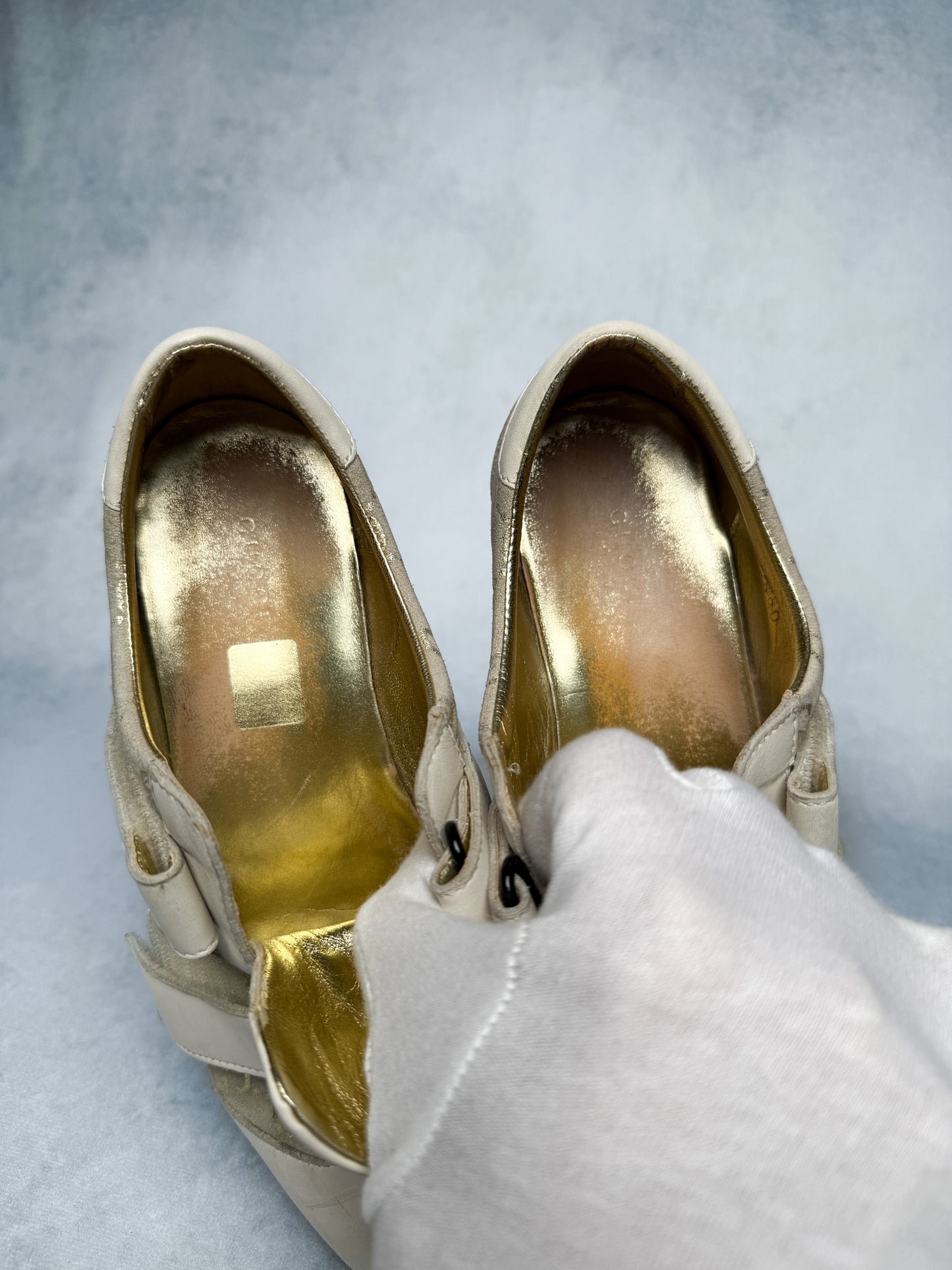 Gucci Vintage Monogram Sneaker Leather/Suede Beige and Gold (38)