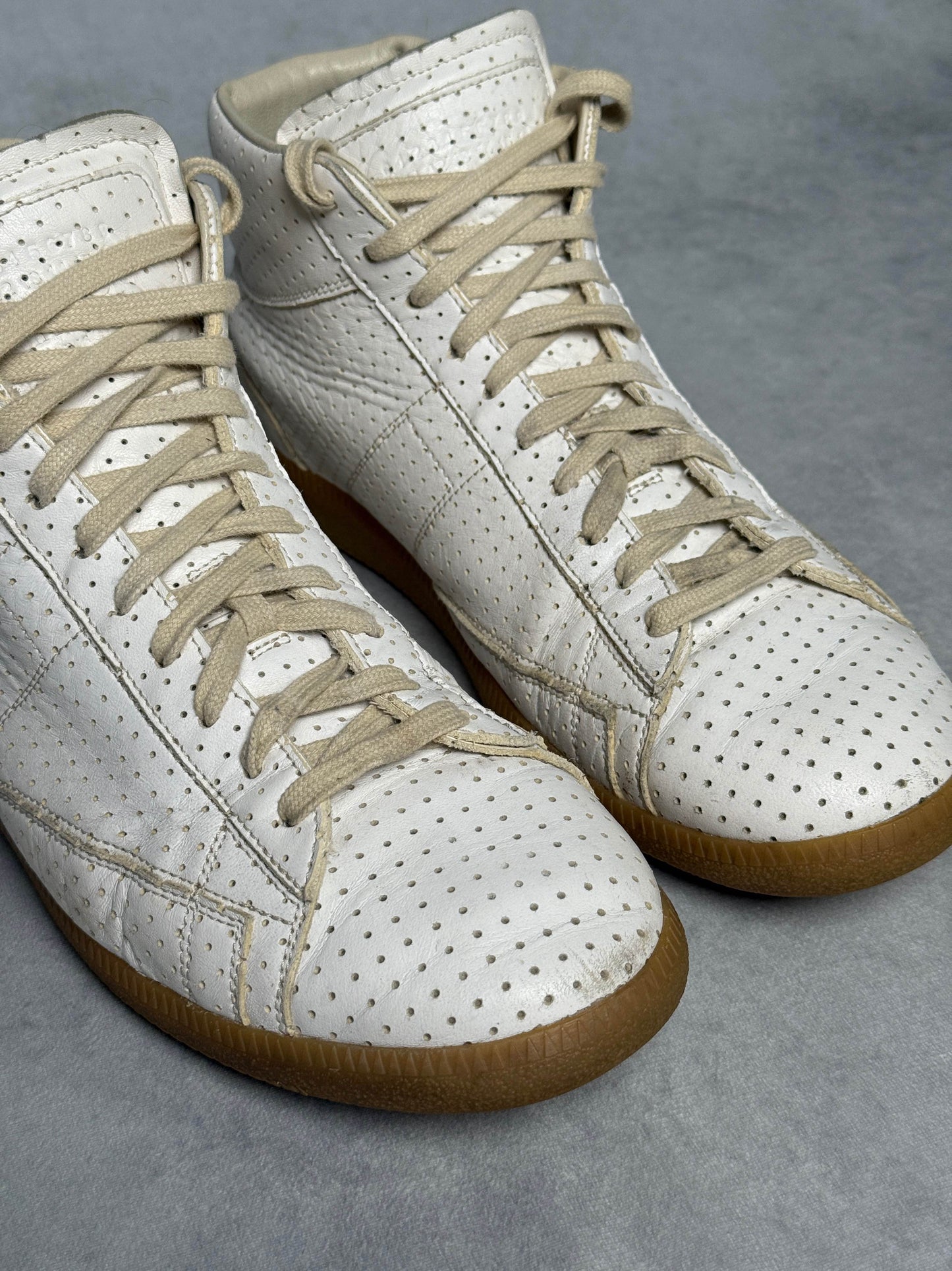 Maison Margiela High-Top Perforated Leather White (45)