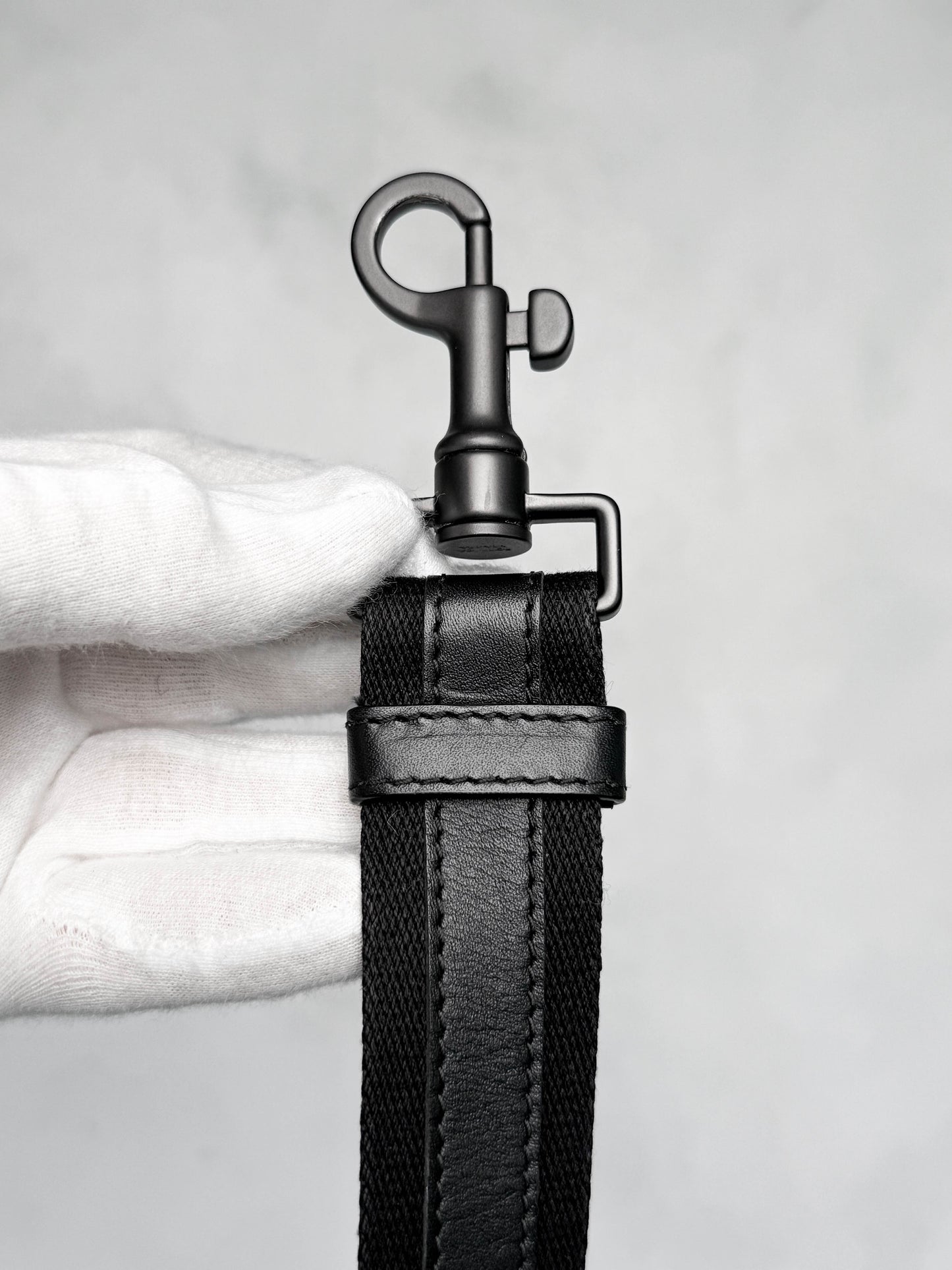 Bottega Veneta Intrecciato Messenger Bag Black