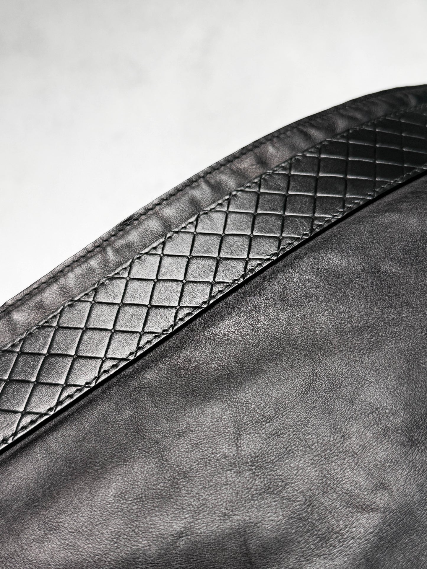 Bottega Veneta Large Leather Bag Intrecciato Strap Bronze/Black