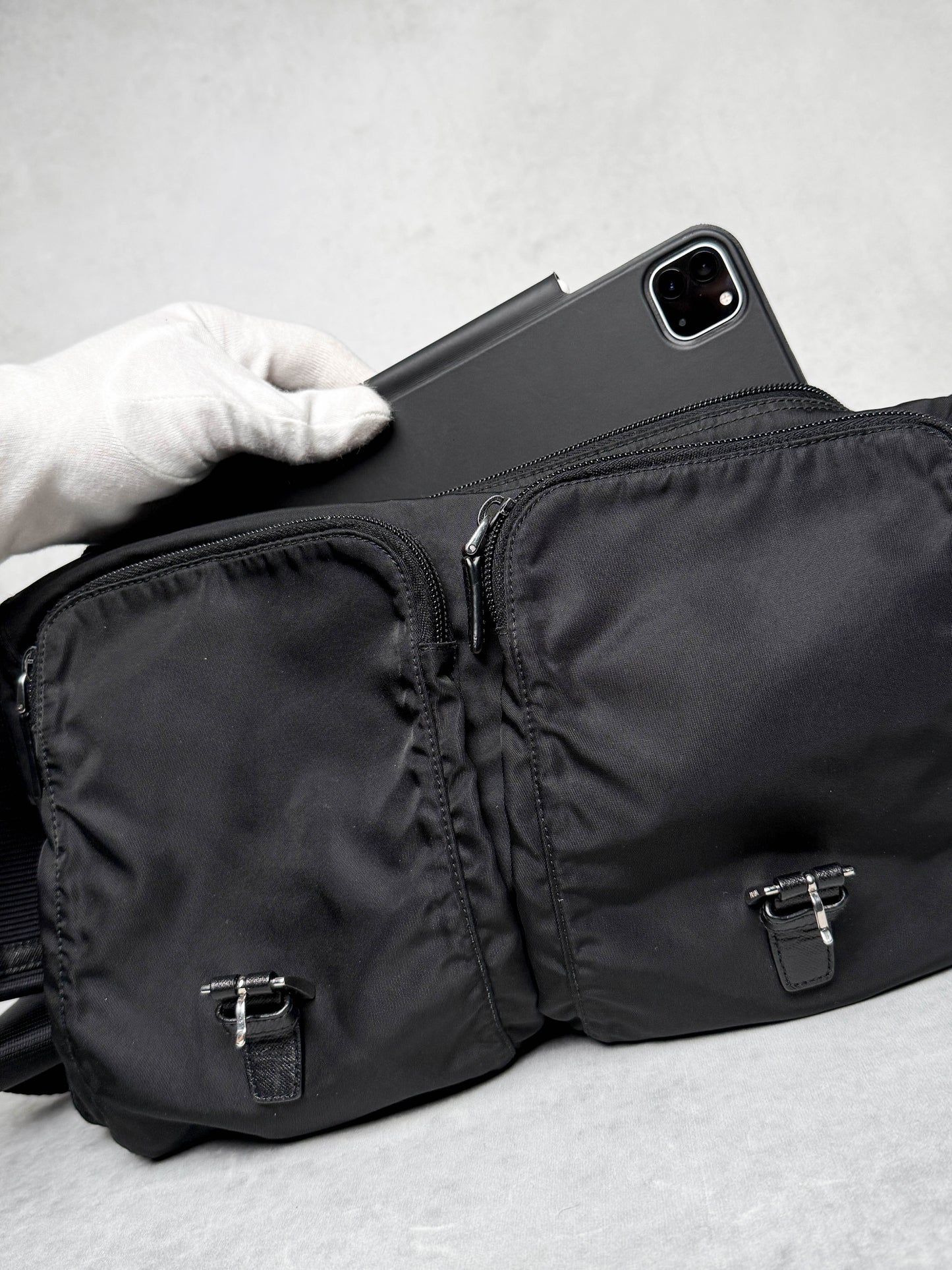 Prada Large Messenger Bag Nylon/Saffiano Leather Black