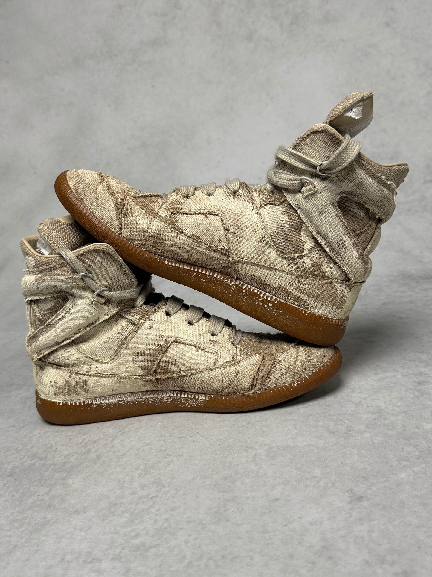 Maison Margiela High-Top Distressed (42)