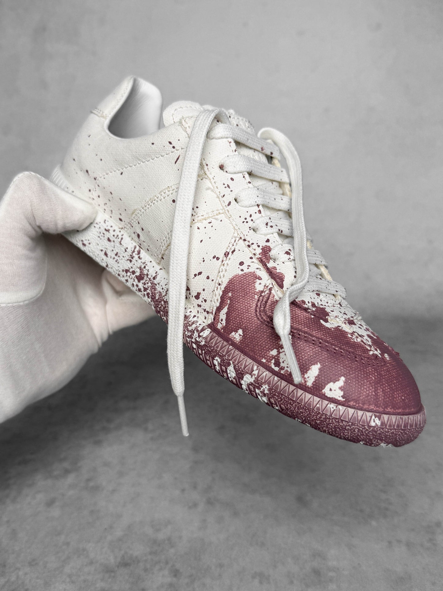 Maison Margiela Replica White/Roseate (36.5)