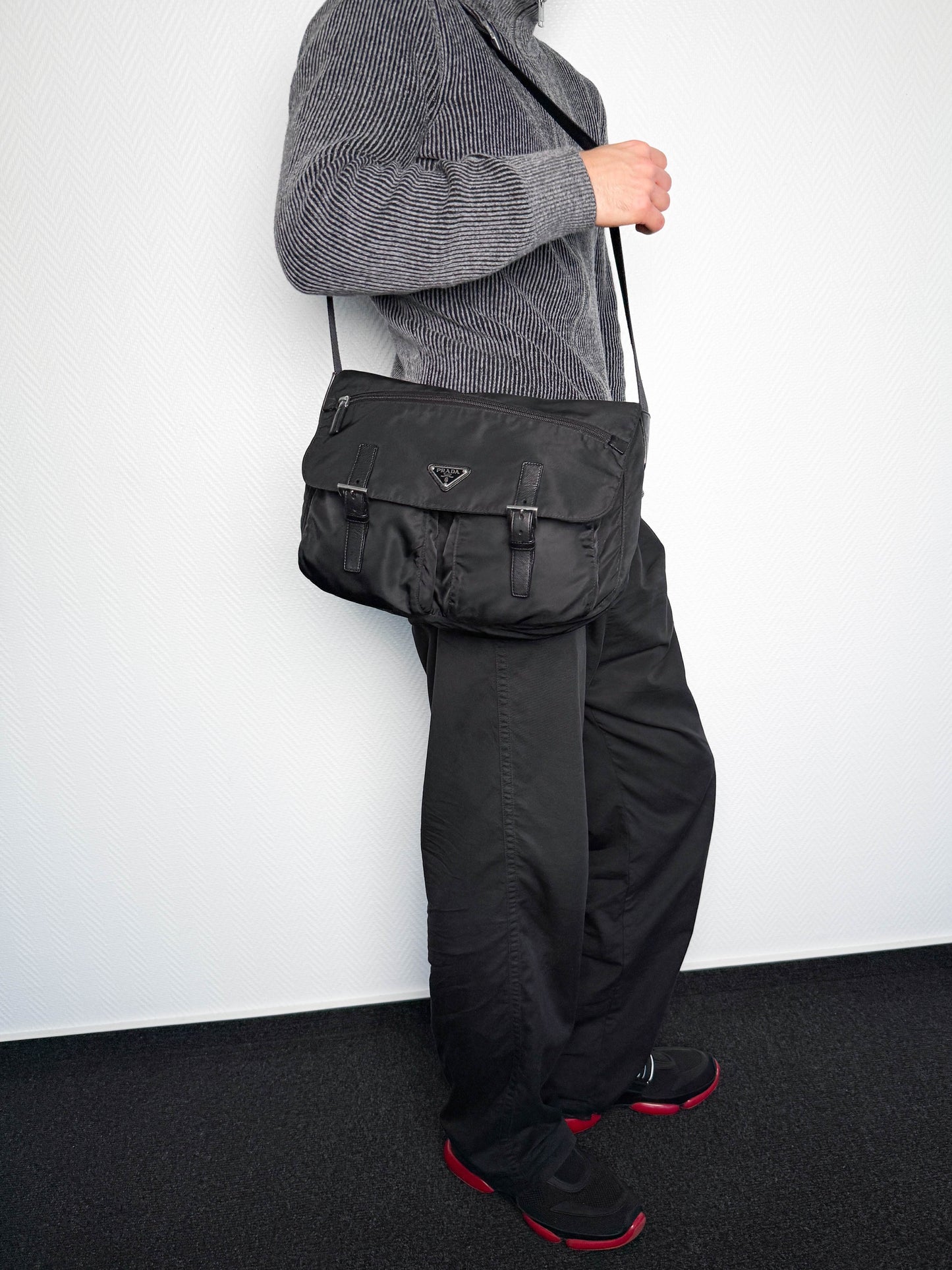Prada Large Messenger Bag Nylon/Saffiano Leather Black