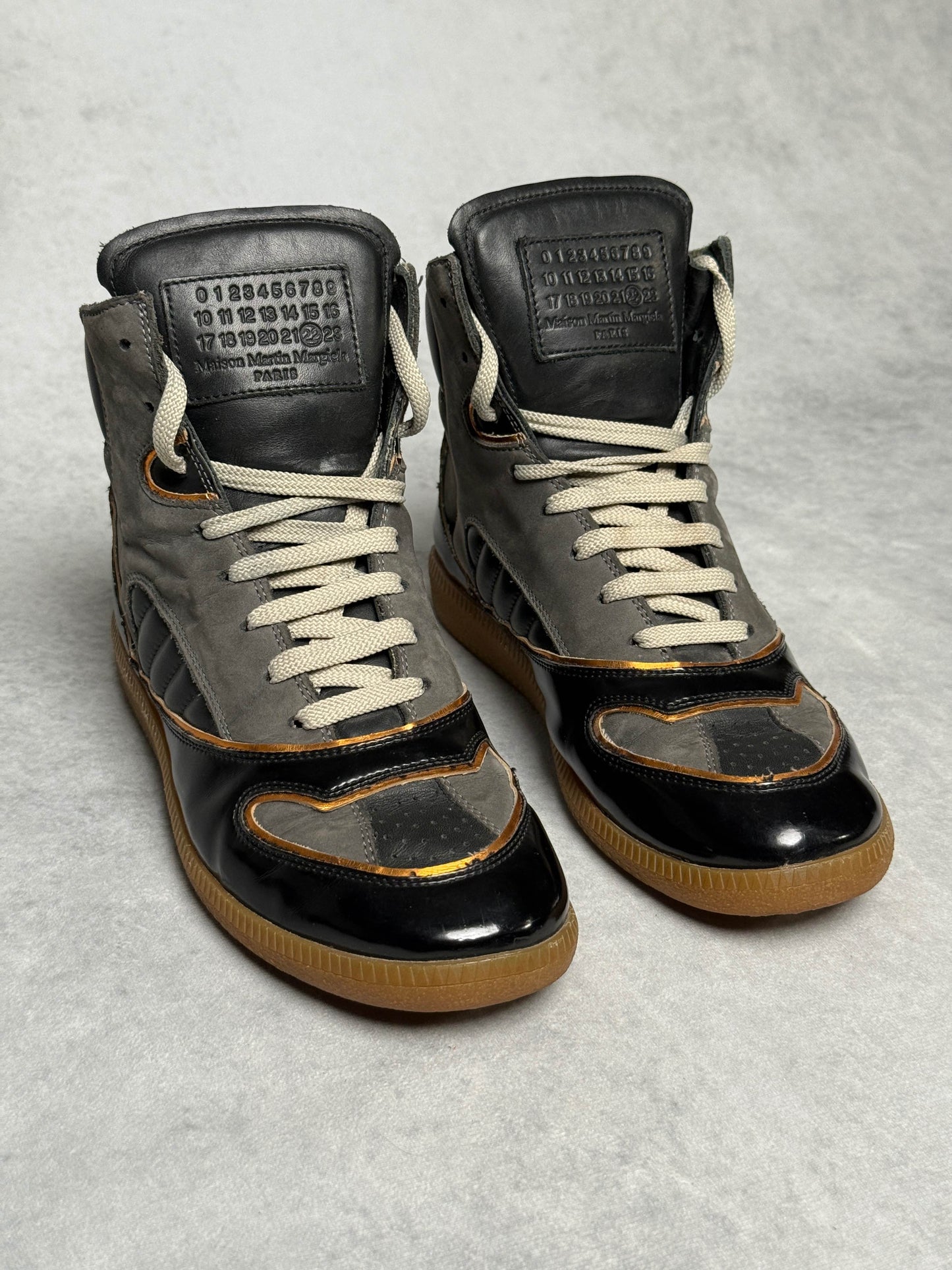 Maison Margiela High-Top Sneaker (38.5)