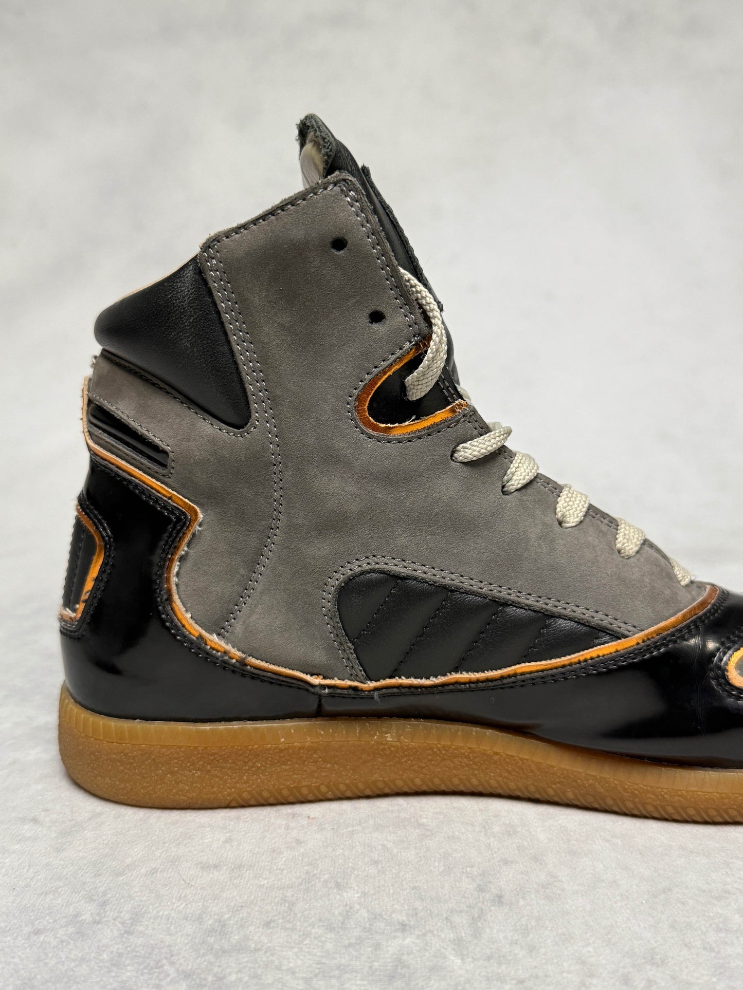 Maison Margiela High-Top Sneaker (38.5)