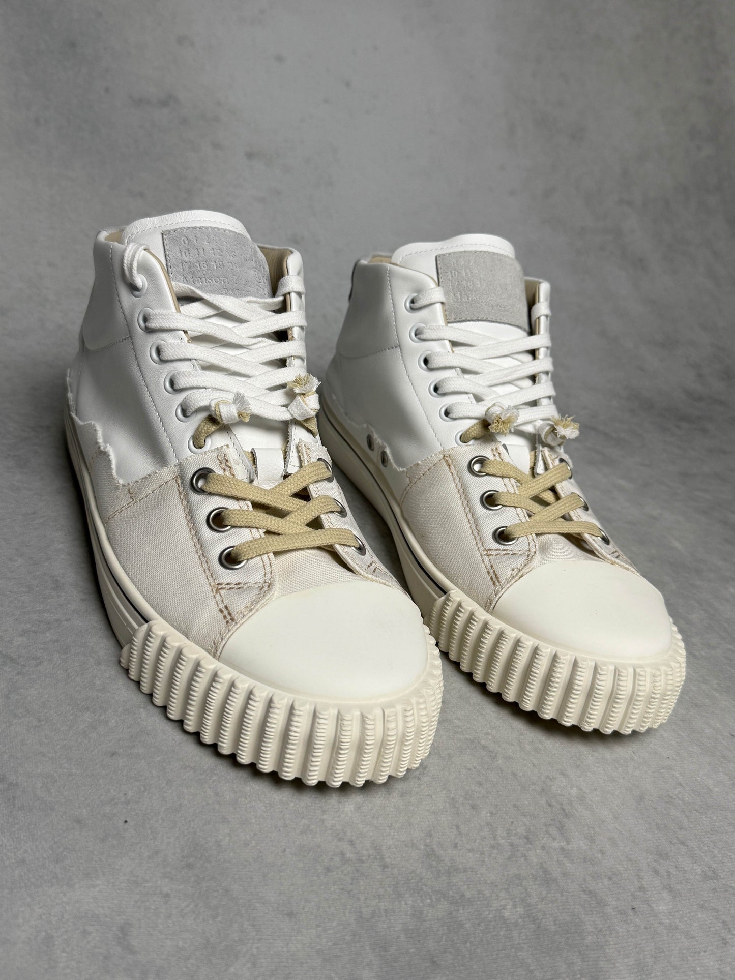 Maison Margiela Evolution High White/Grey (46)