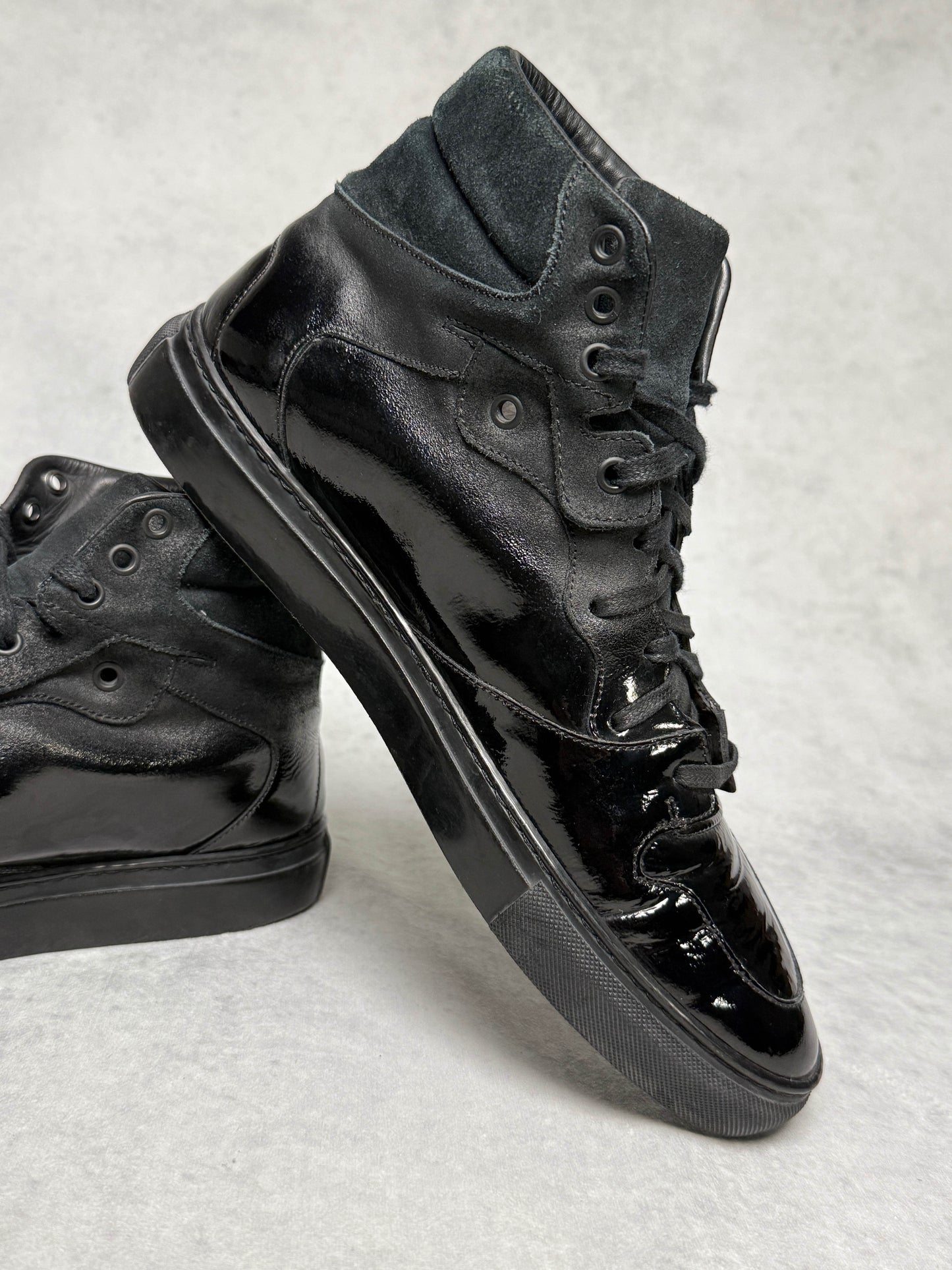 Balenciaga High-Top Sneaker Gradient Black Suede (43.5)