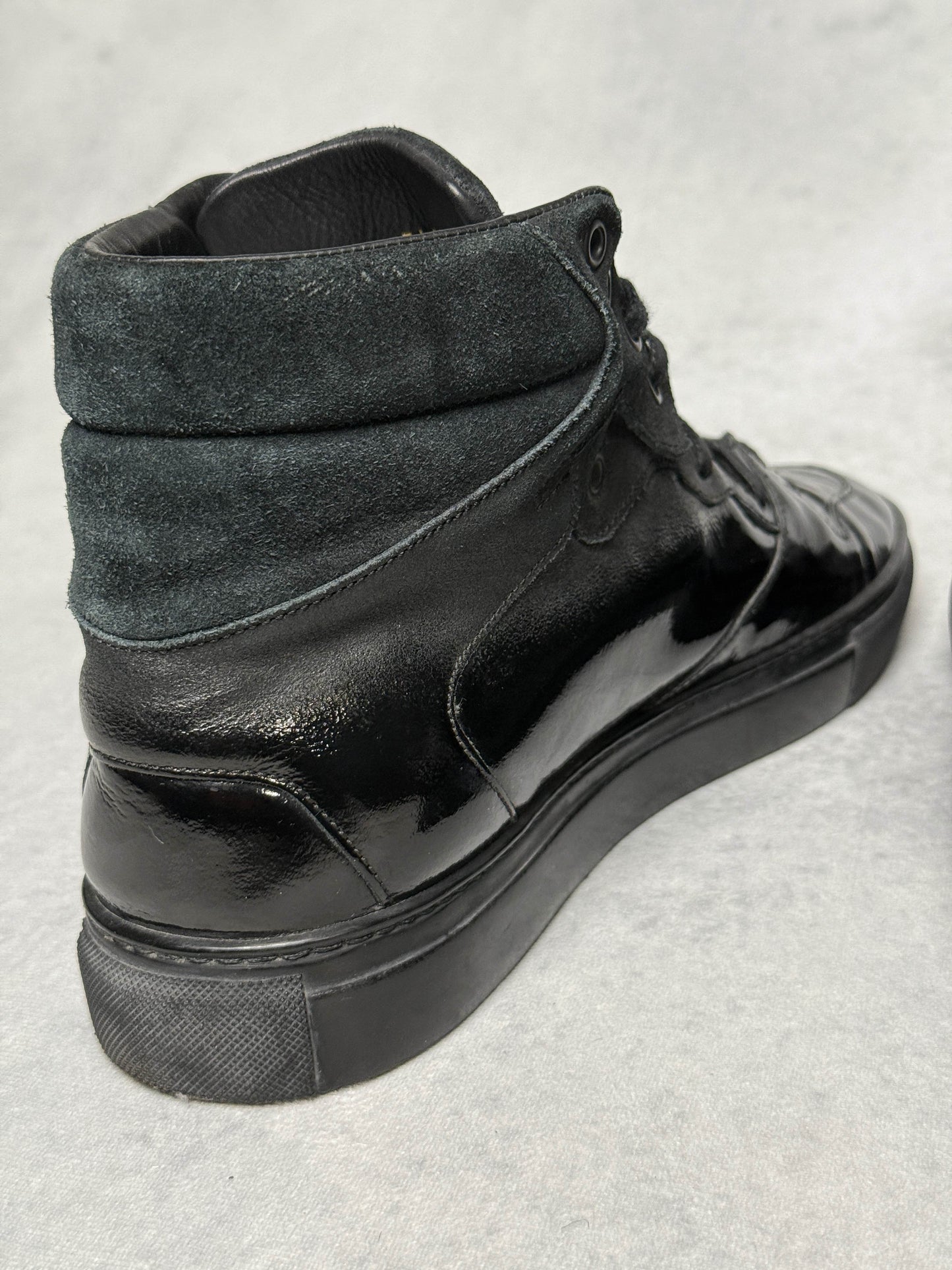 Balenciaga High-Top Sneaker Gradient Black Suede (43.5)