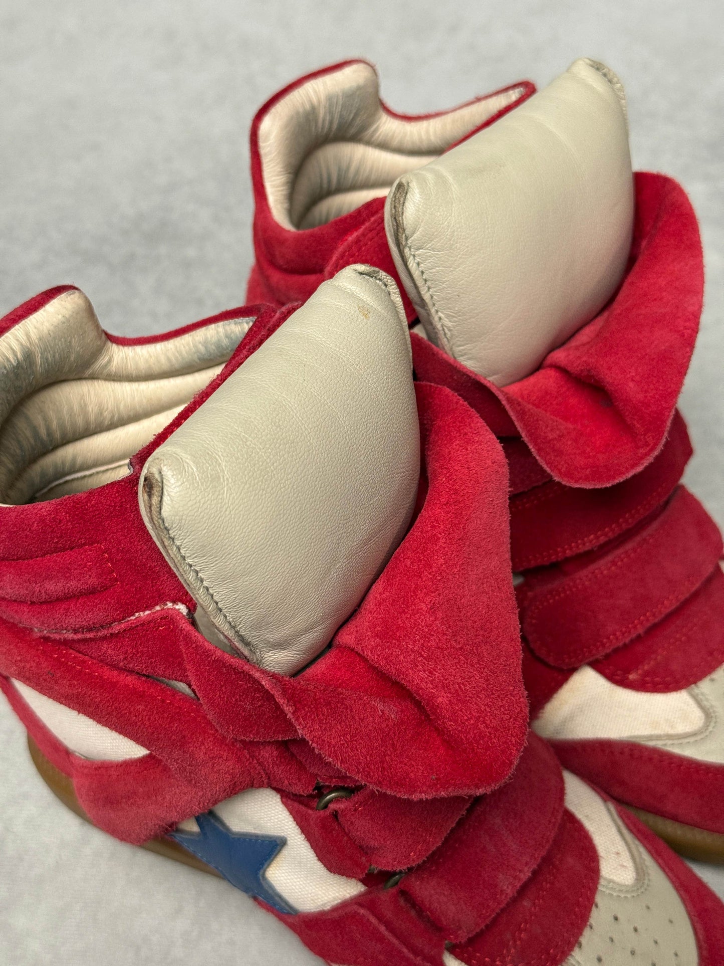 Isabel Marant Bayley Wedge Sneaker Red/Blue Stars (39)
