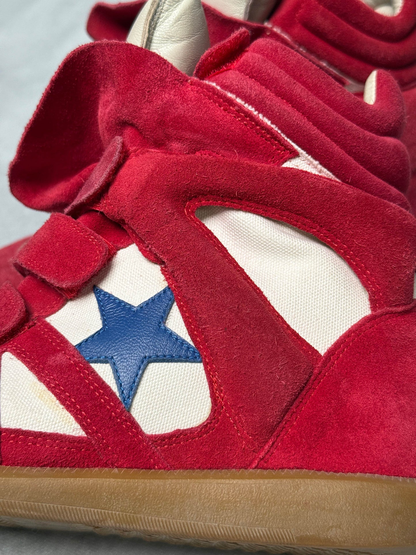 Isabel Marant Bayley Wedge Sneaker Red/Blue Stars (39)