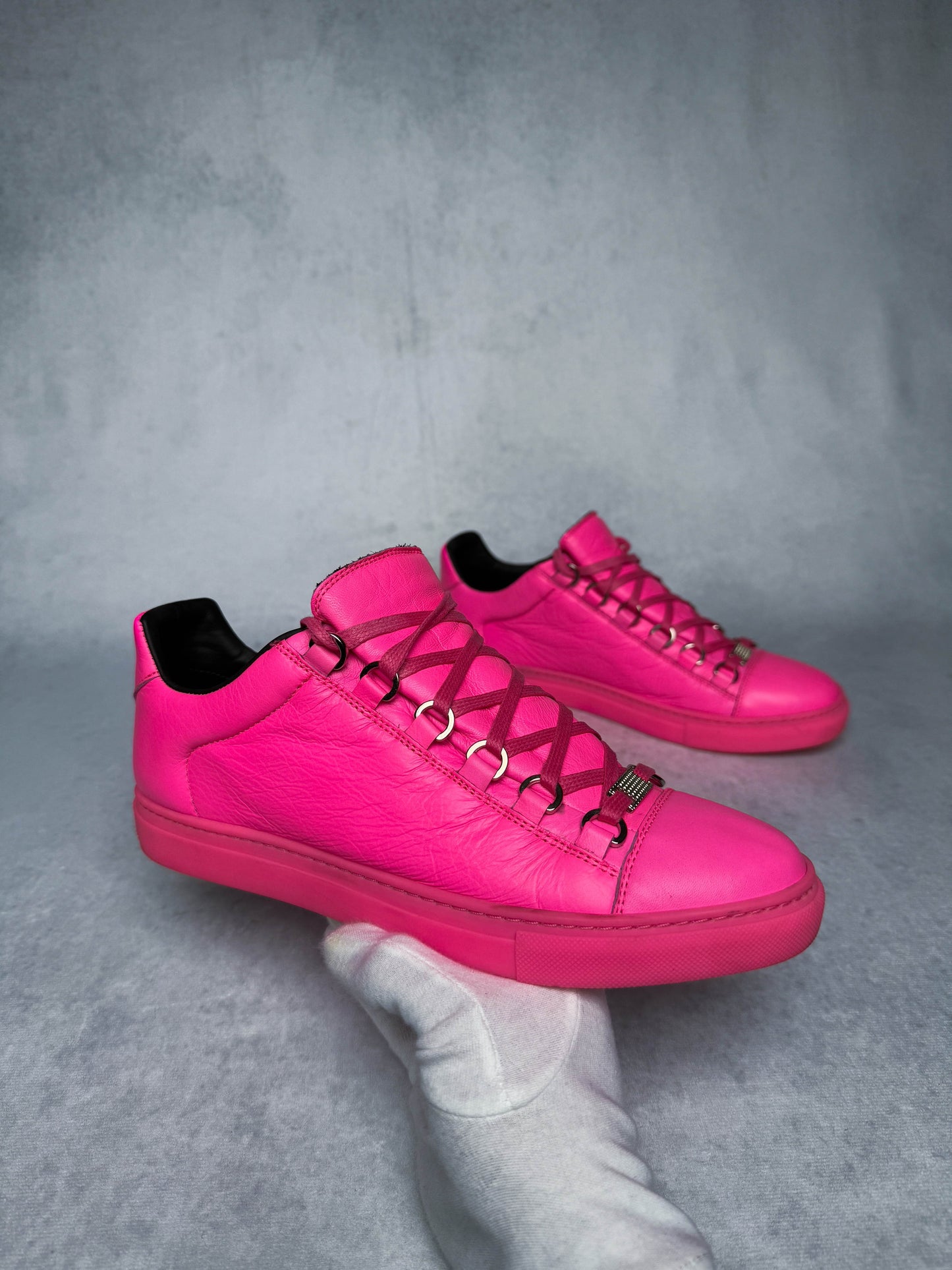 Balenciaga Arena Low Fluorescent Pink (39)
