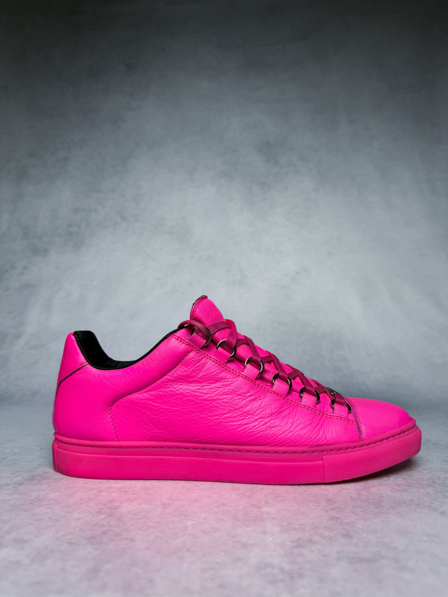 Balenciaga Arena Low Fluorescent Pink (39)