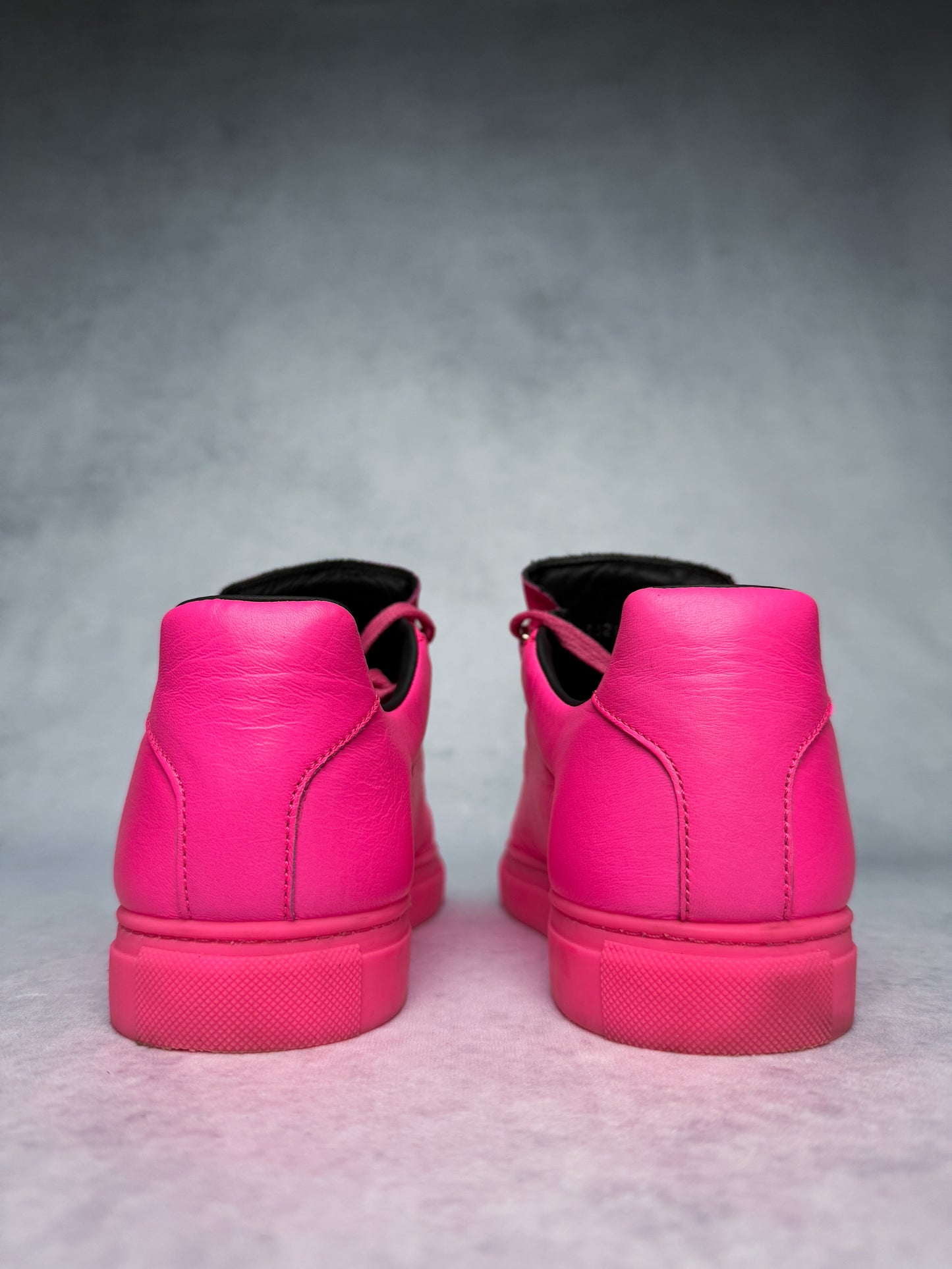 Balenciaga Arena Low Fluorescent Pink (39)