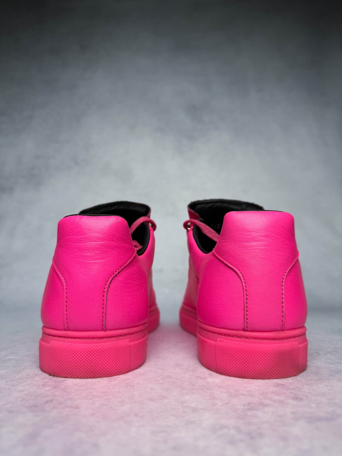 Balenciaga Arena Low Fluorescent Pink (39)