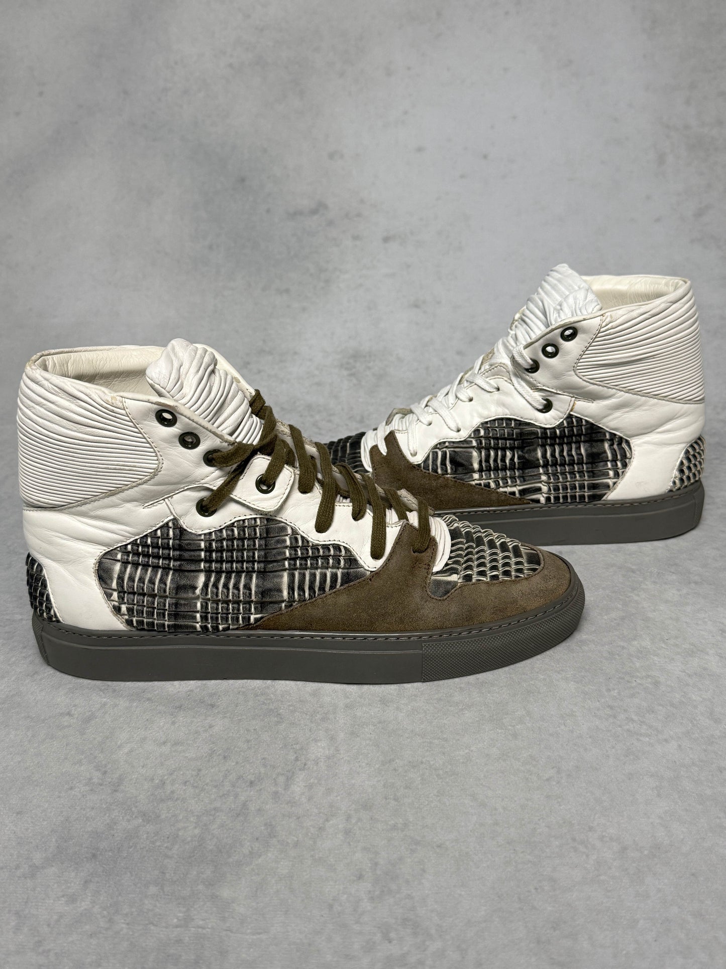 Balenciaga High-Tops Suede and Plisse Leather (41.5)