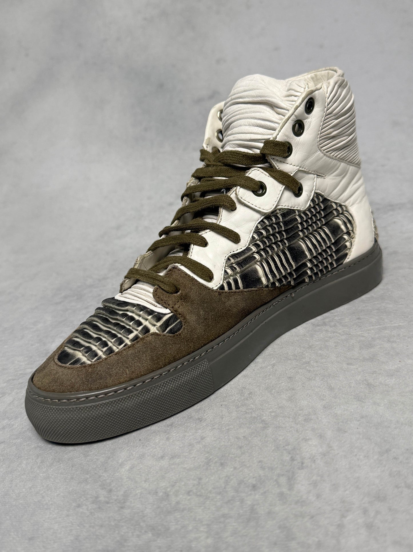 Balenciaga High-Tops Suede and Plisse Leather (41.5)
