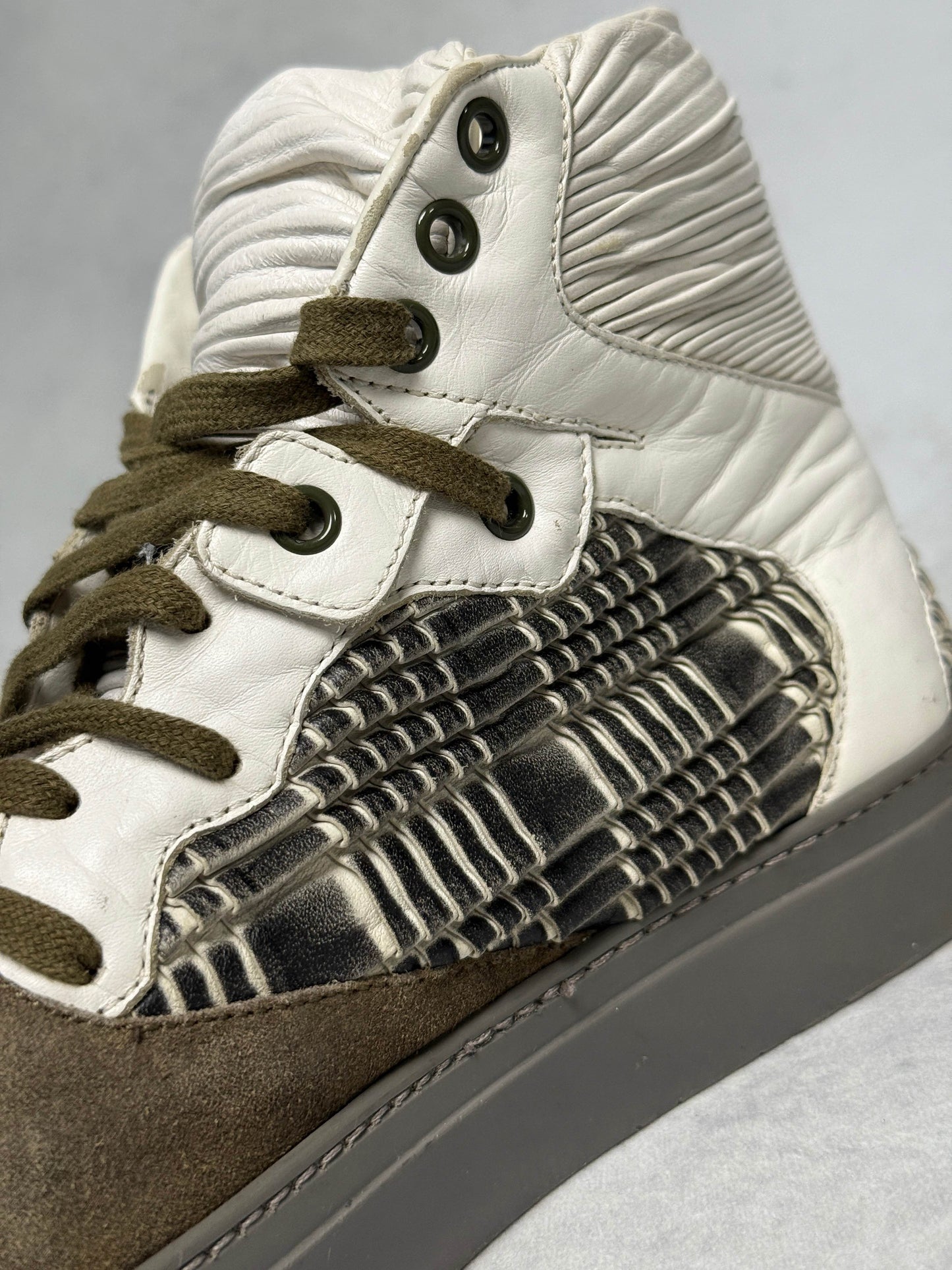 Balenciaga High-Tops Suede and Plisse Leather (41.5)