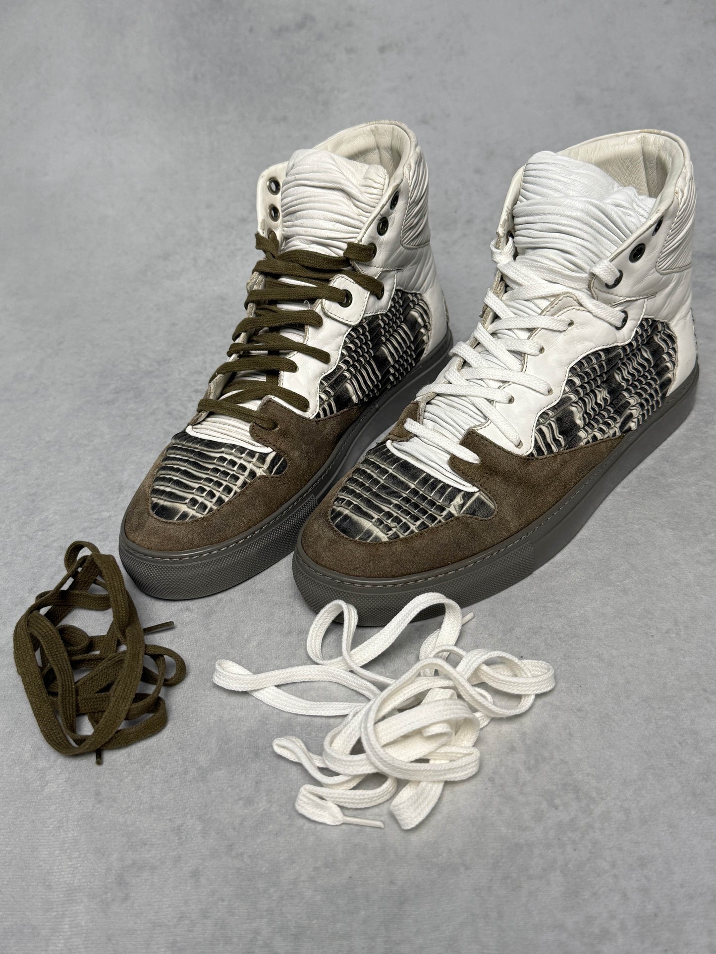 Balenciaga High-Tops Suede and Plisse Leather (41.5)