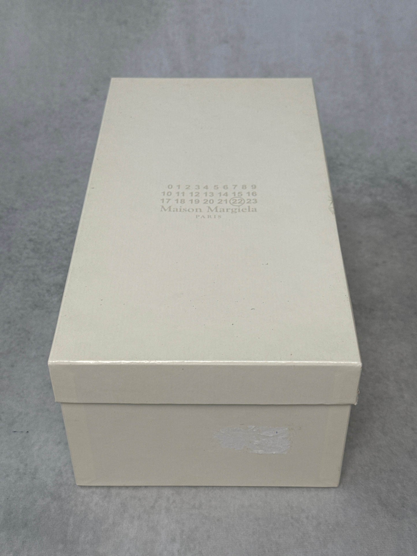 Maison Margiela Replica Low Grained Leather Caramel (43)