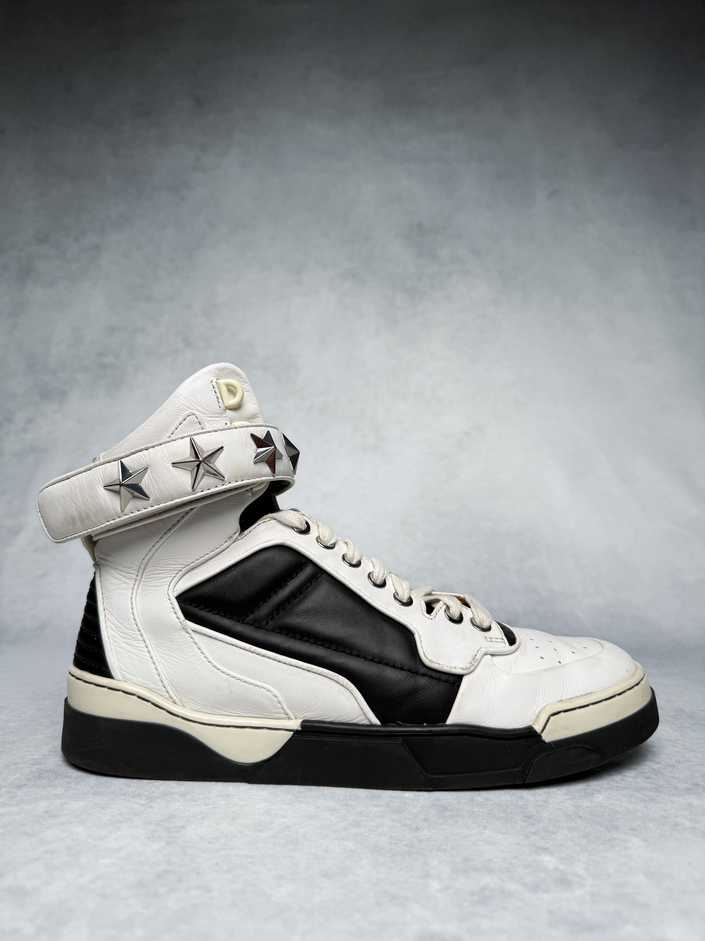 Givenchy Tyson Star Black/White (38.5)