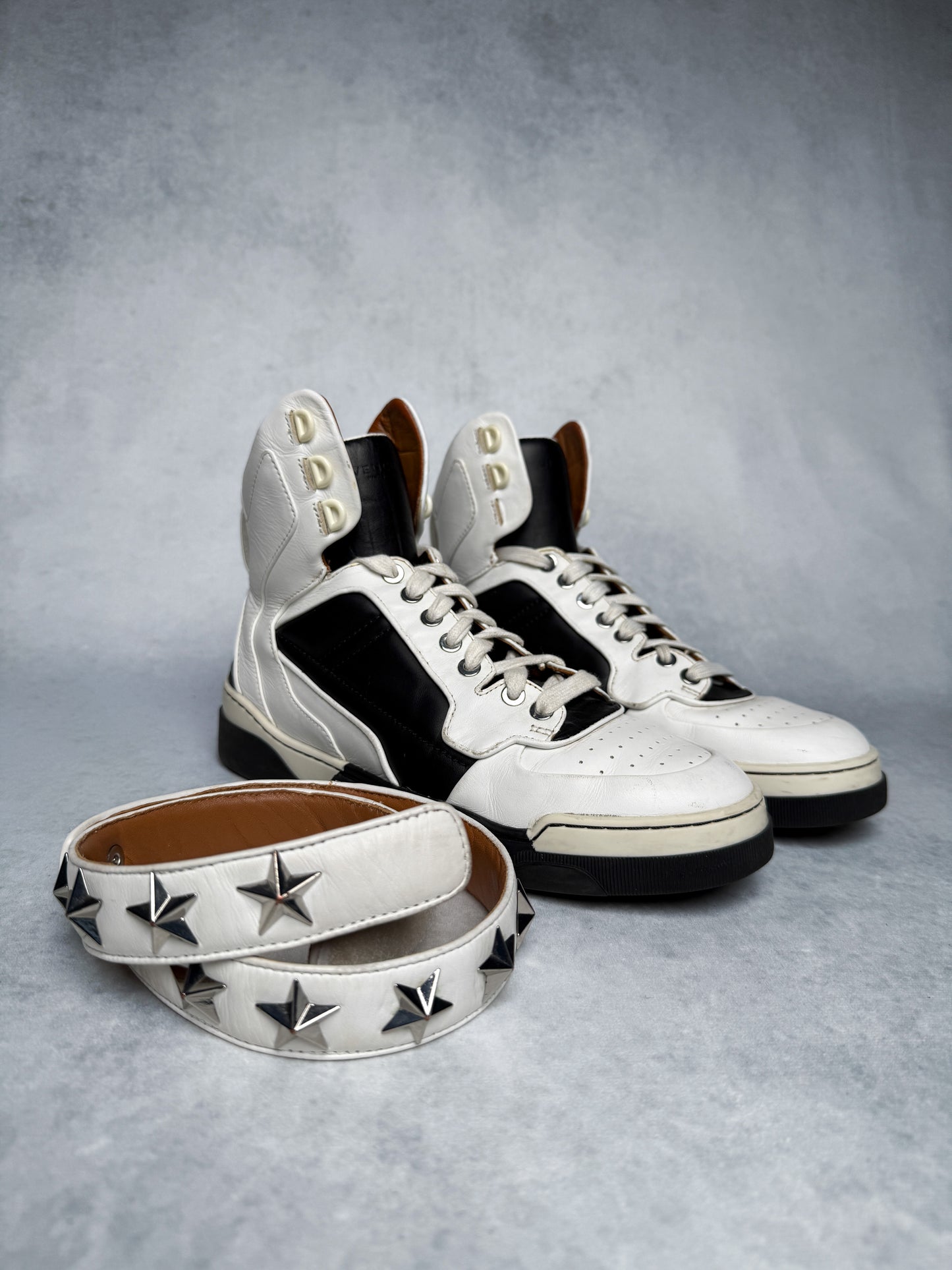 Givenchy Tyson Star Black/White (38.5)