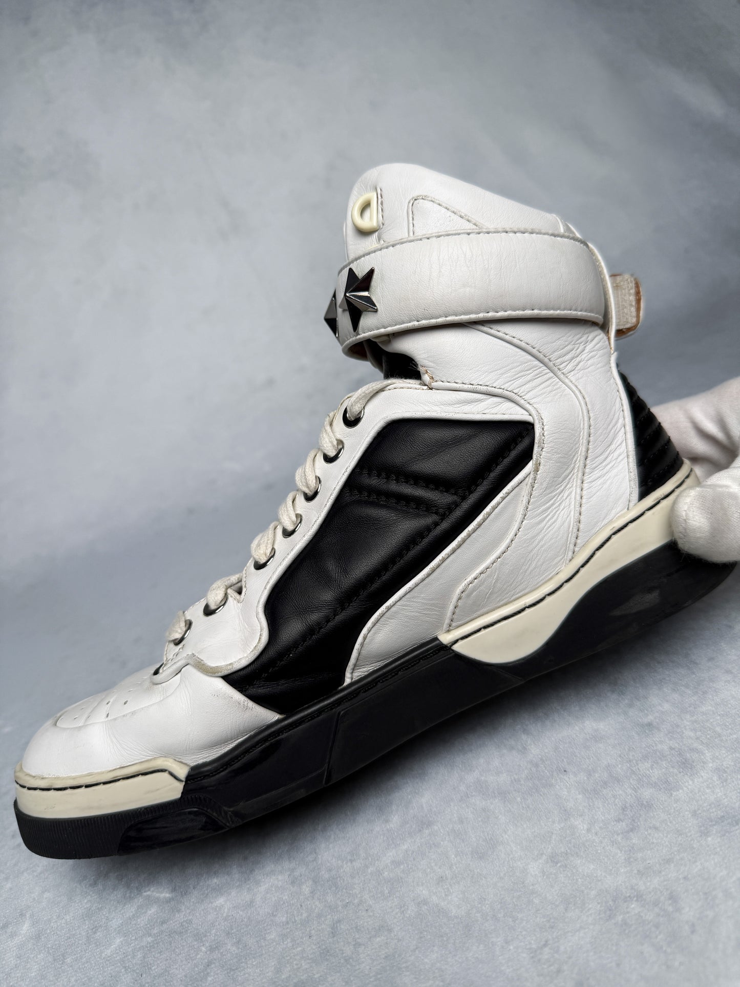 Givenchy Tyson Star Black/White (38.5)