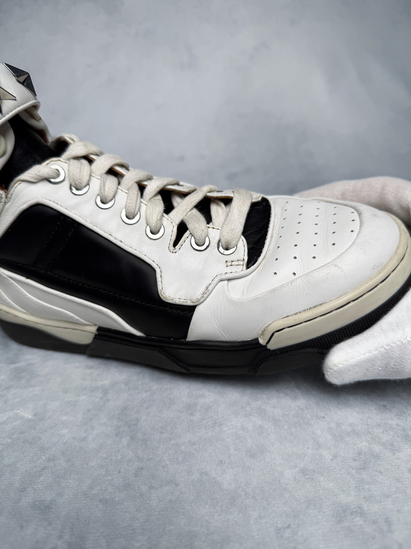 Givenchy Tyson Star Black/White (38.5)