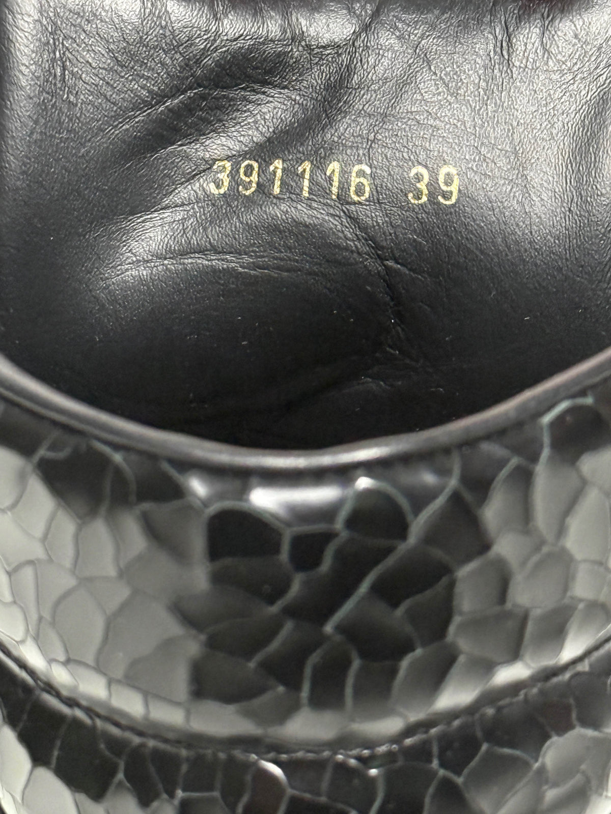 Balenciaga Cracked Leather High-Top Black (39)