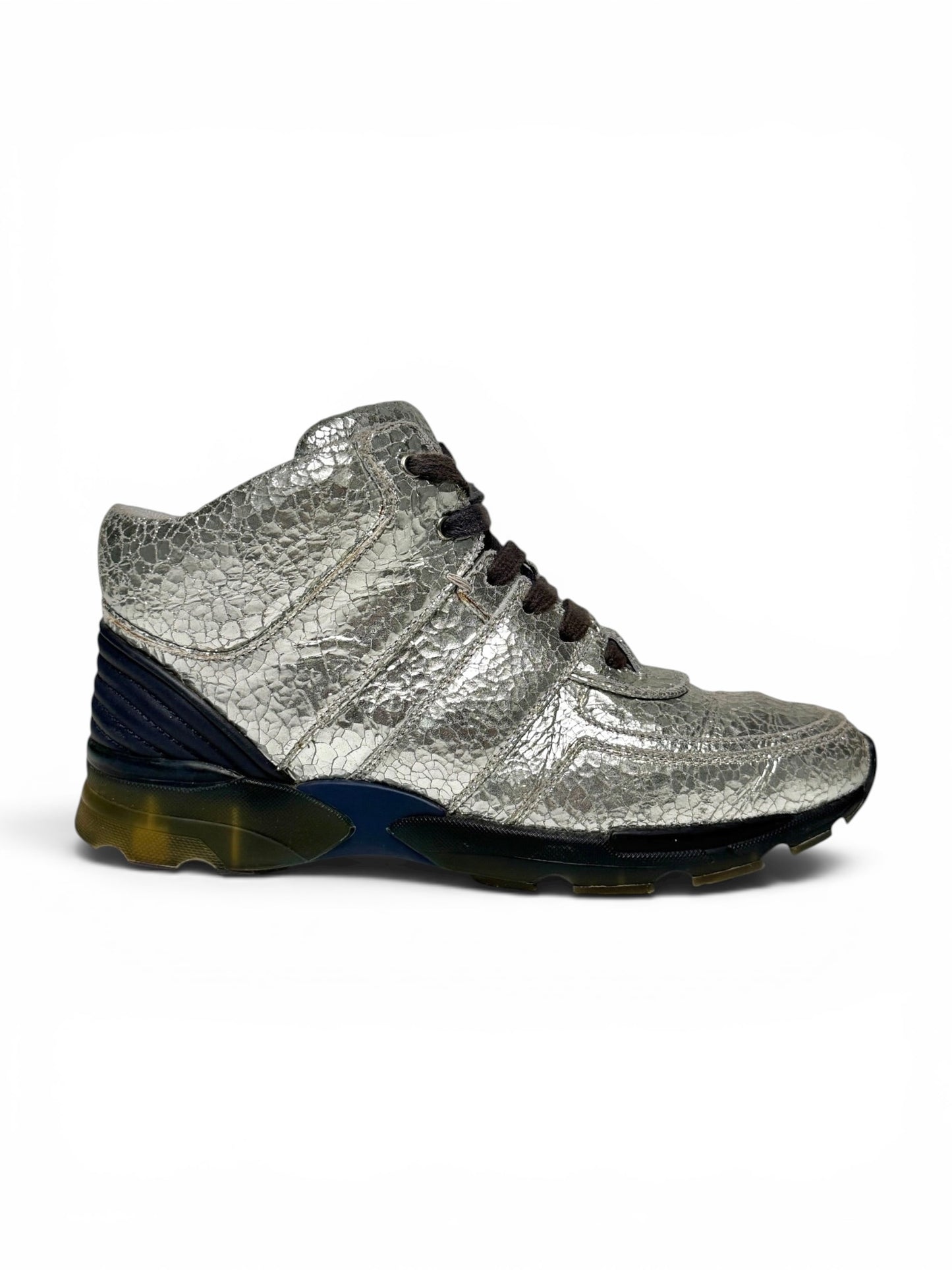 Chanel Runner Cracked Leather Silver (37)