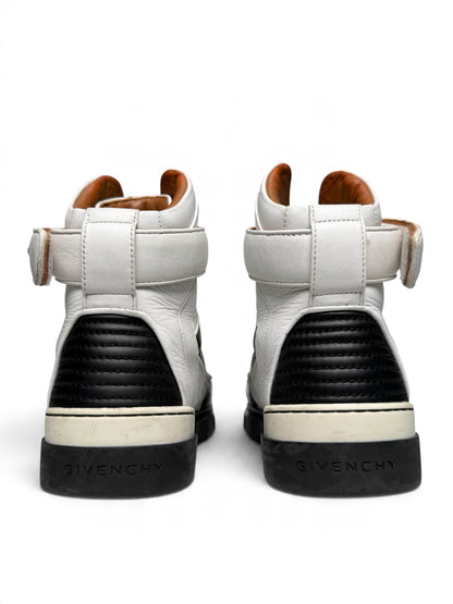 Givenchy Tyson Star Black/White