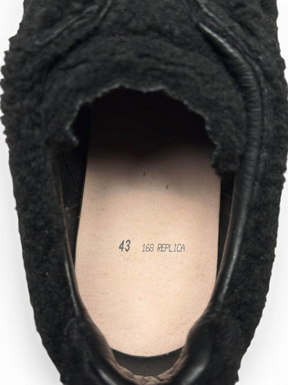 Maison Margiela Black Faux Shearling GATs (43)