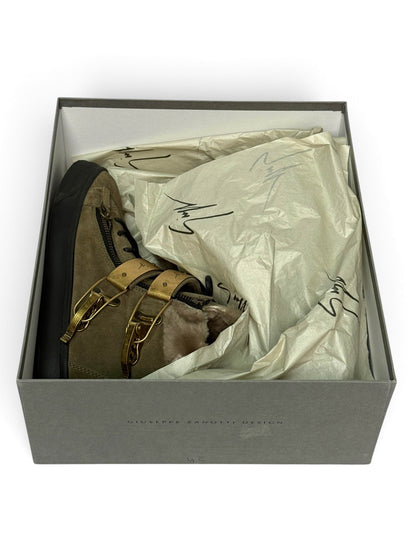 Giuseppe Zanotti Mid-Top Ski Buckle Sneaker Fur Trim (42)