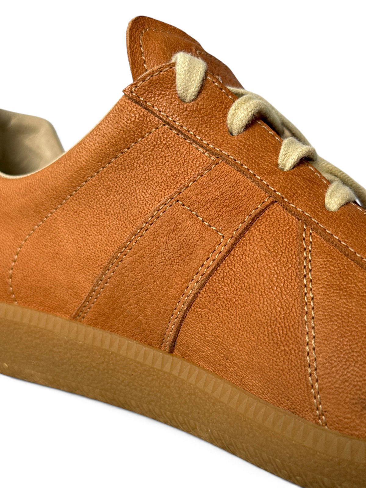 Maison Margiela Replica Low Grained Leather Caramel (43)
