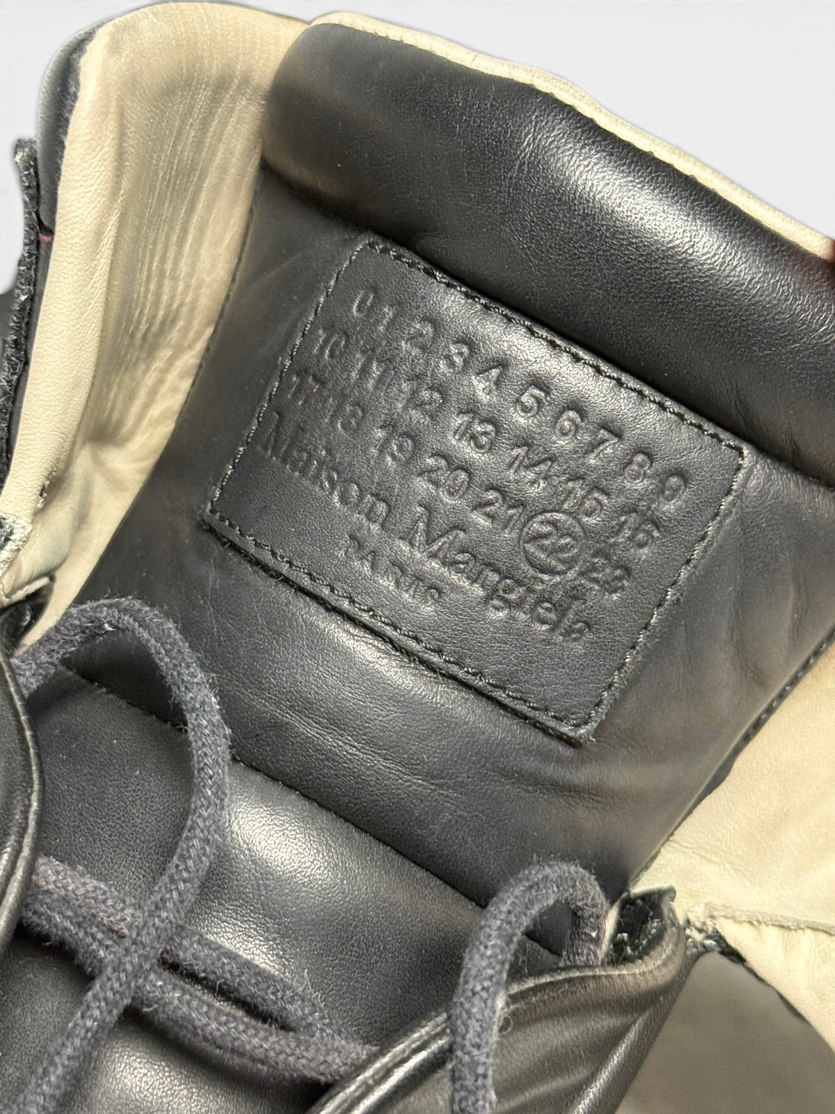 Maison Margiela Future High Black/Red