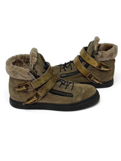 Giuseppe Zanotti Mid-Top Ski Buckle Sneaker Fur Trim (42)