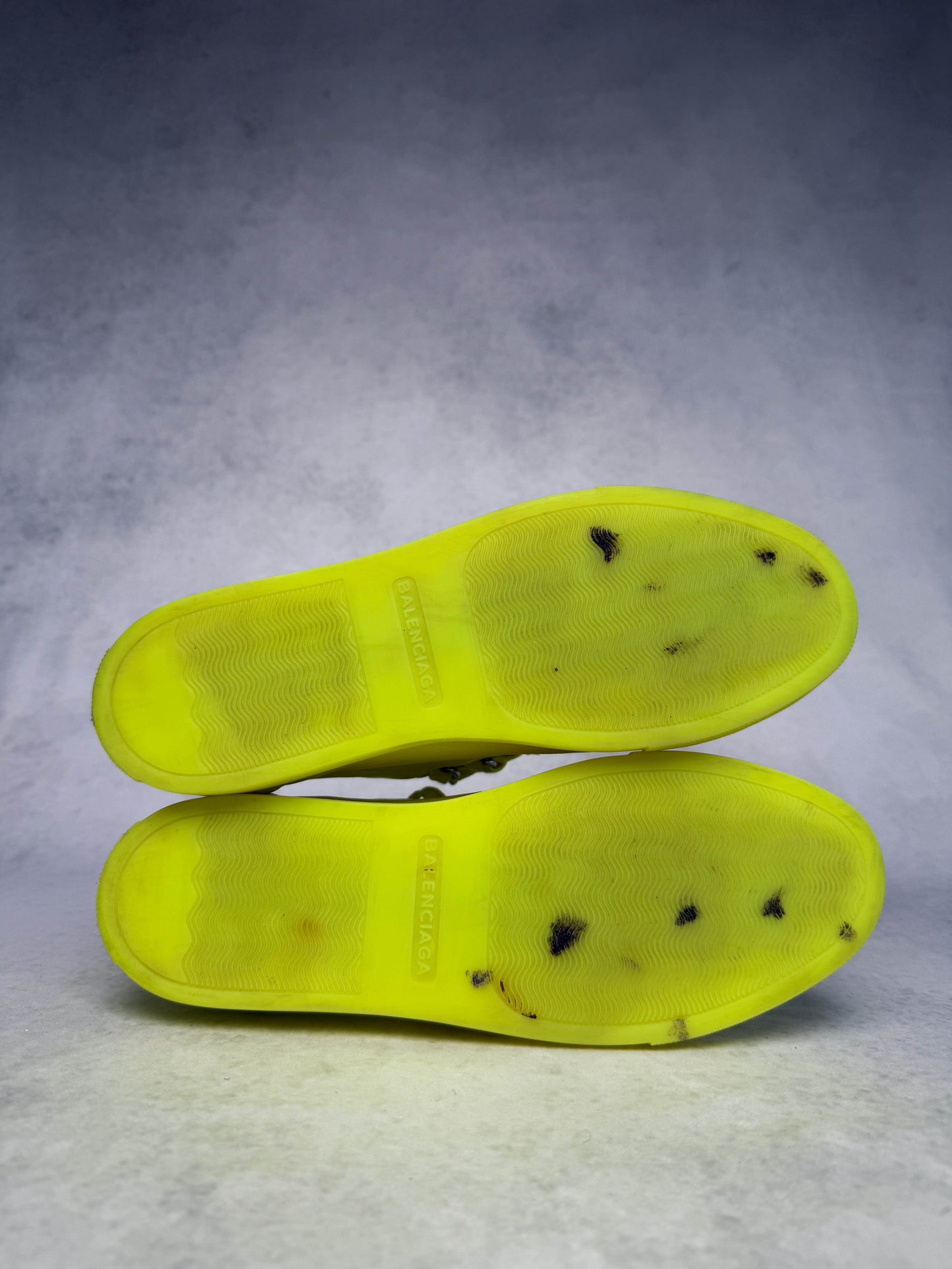Balenciaga Arena Low Neon Yellow (40)