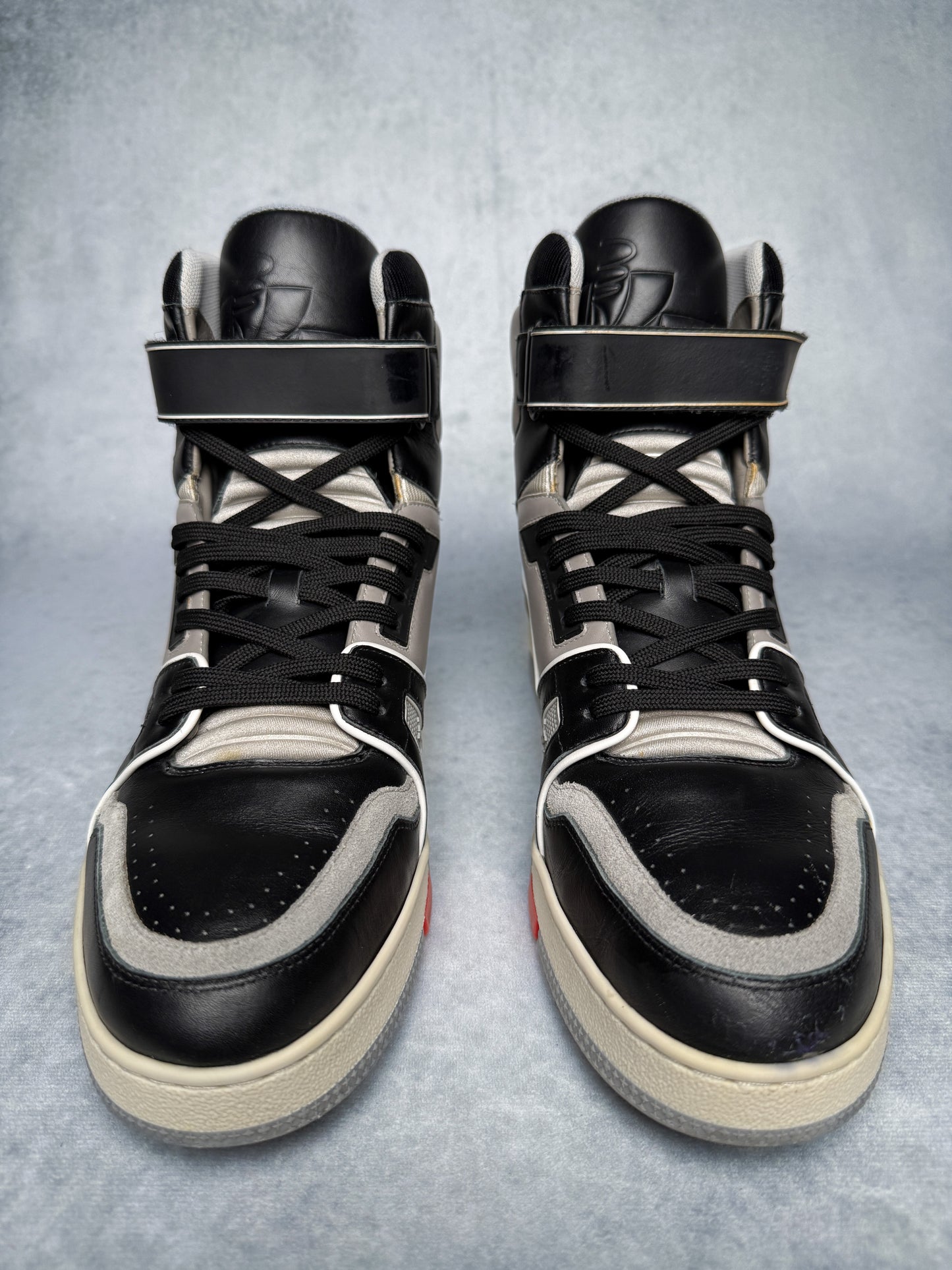 Louis Vuitton Trainer High-Top Milan Exclusive (42.5)