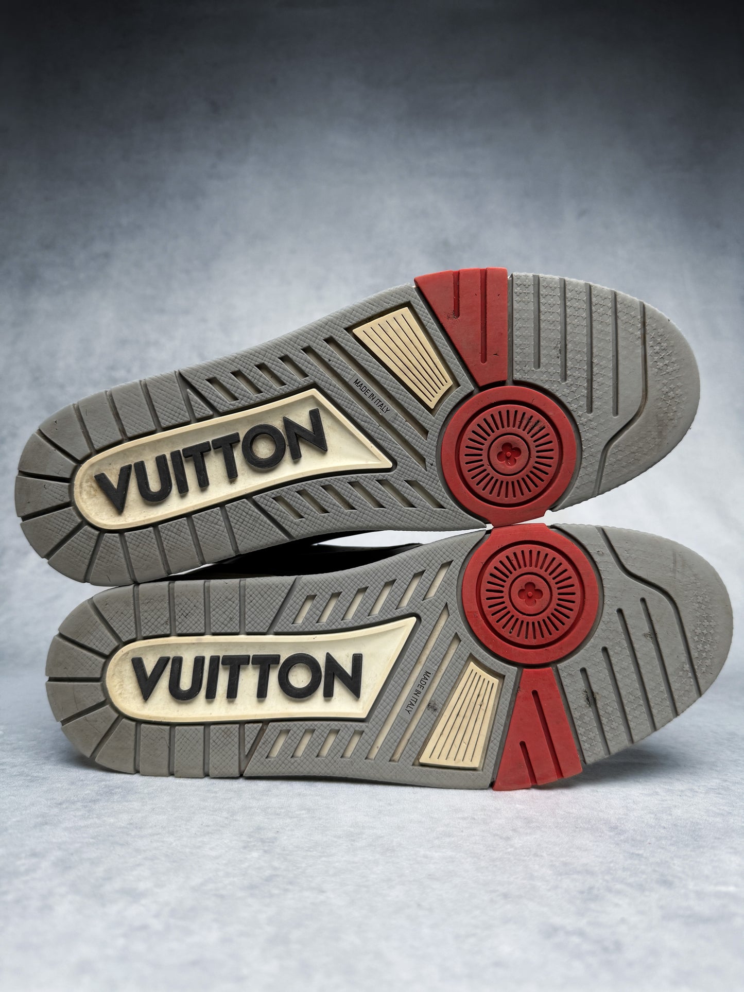 Louis Vuitton Trainer High-Top Milan Exclusive (42.5)