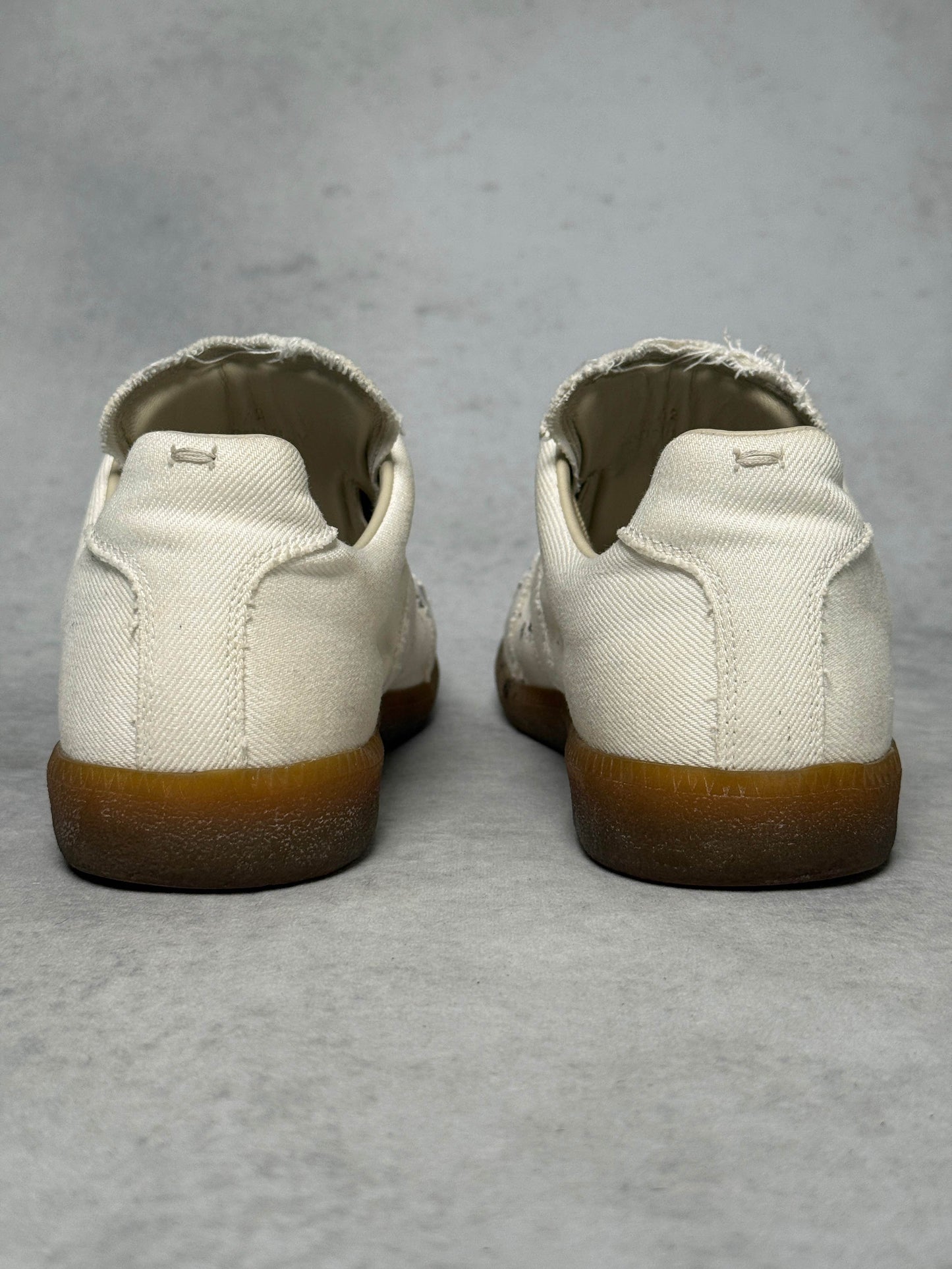 Maison Margiela Replica Low Paint Splatter White Denim