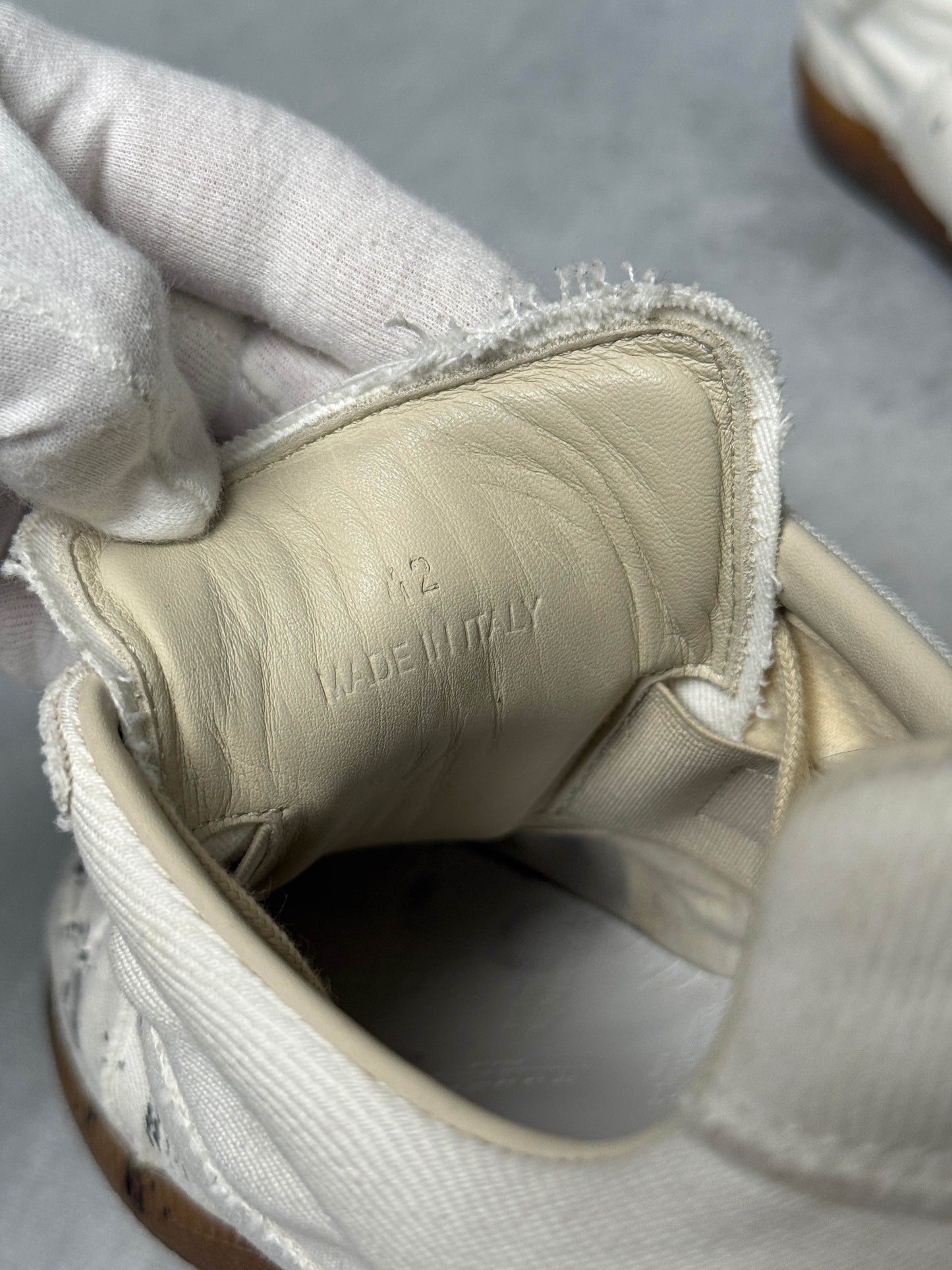 Maison Margiela Replica Low Paint Splatter White Denim