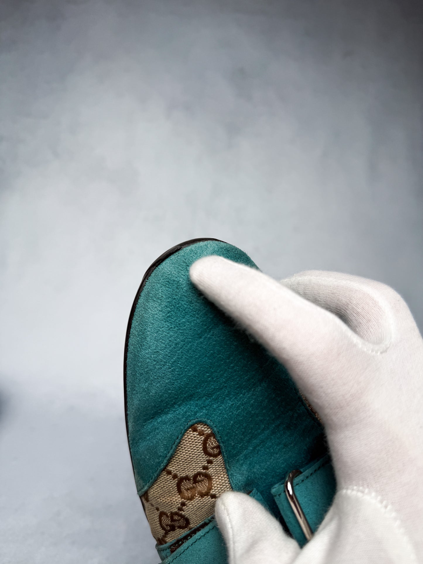 Gucci Vintage Monogram Sneaker Suede/Canvas Turquoise (41)