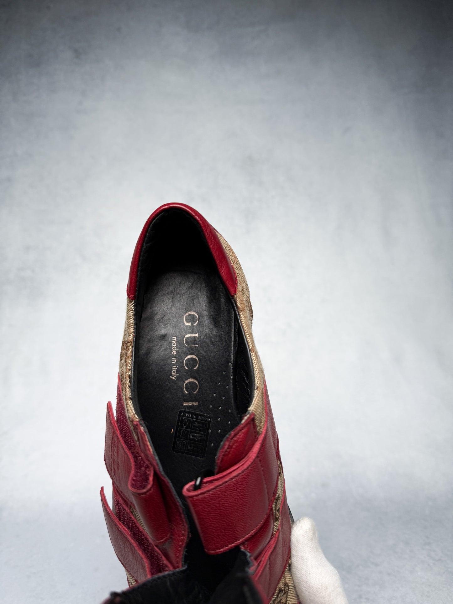 Gucci Vintage Monogram Sneaker Leather/Canvas Red (41.5)
