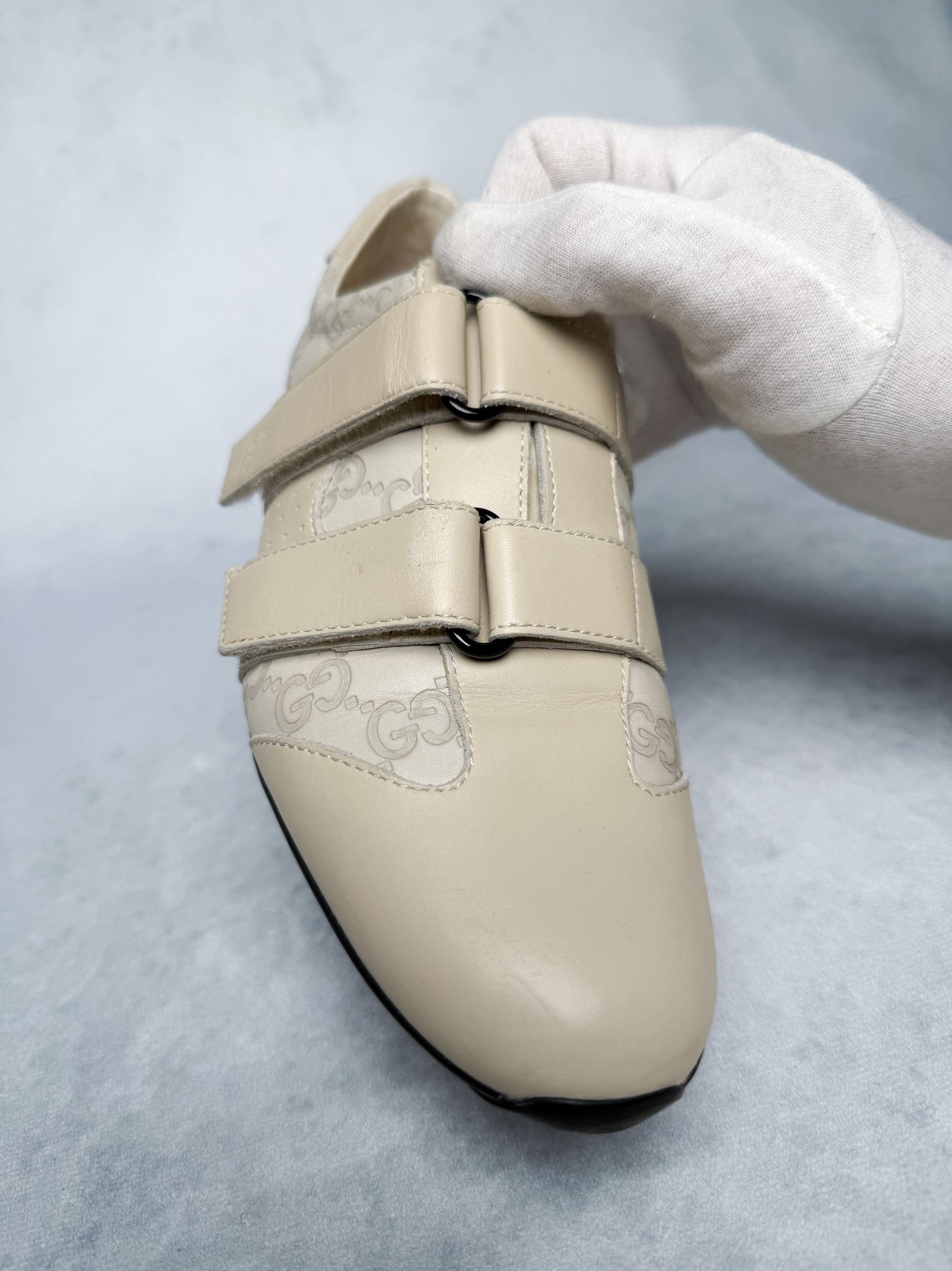 Gucci Vintage Embossed Monogram Sneaker Leather Beige (37.5)