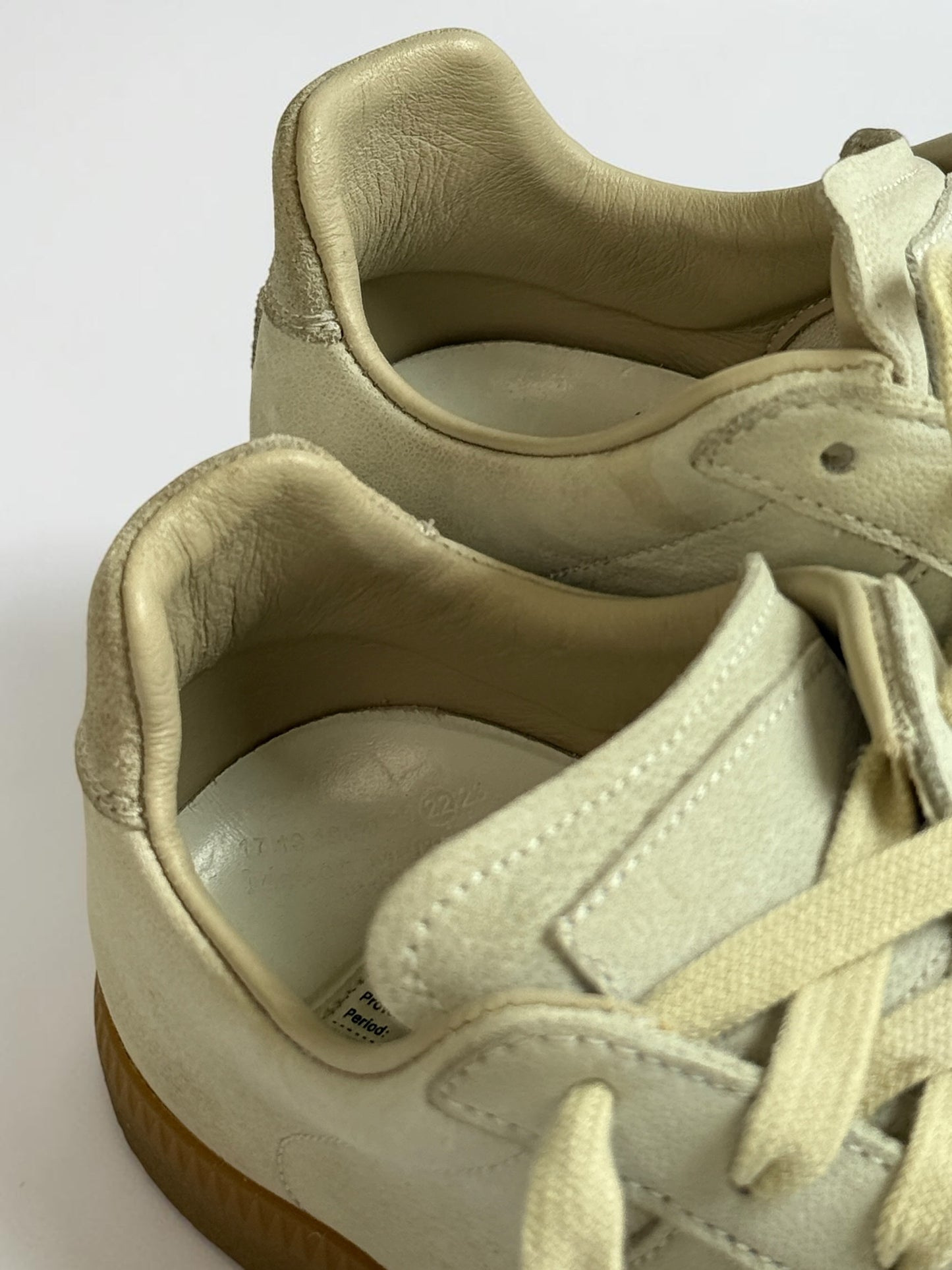 Maison Margiela Replica GATs Low Papyrus (37)